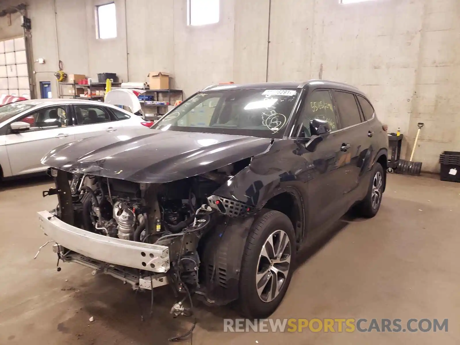 2 Photograph of a damaged car 5TDGZRBH9MS536198 TOYOTA HIGHLANDER 2021