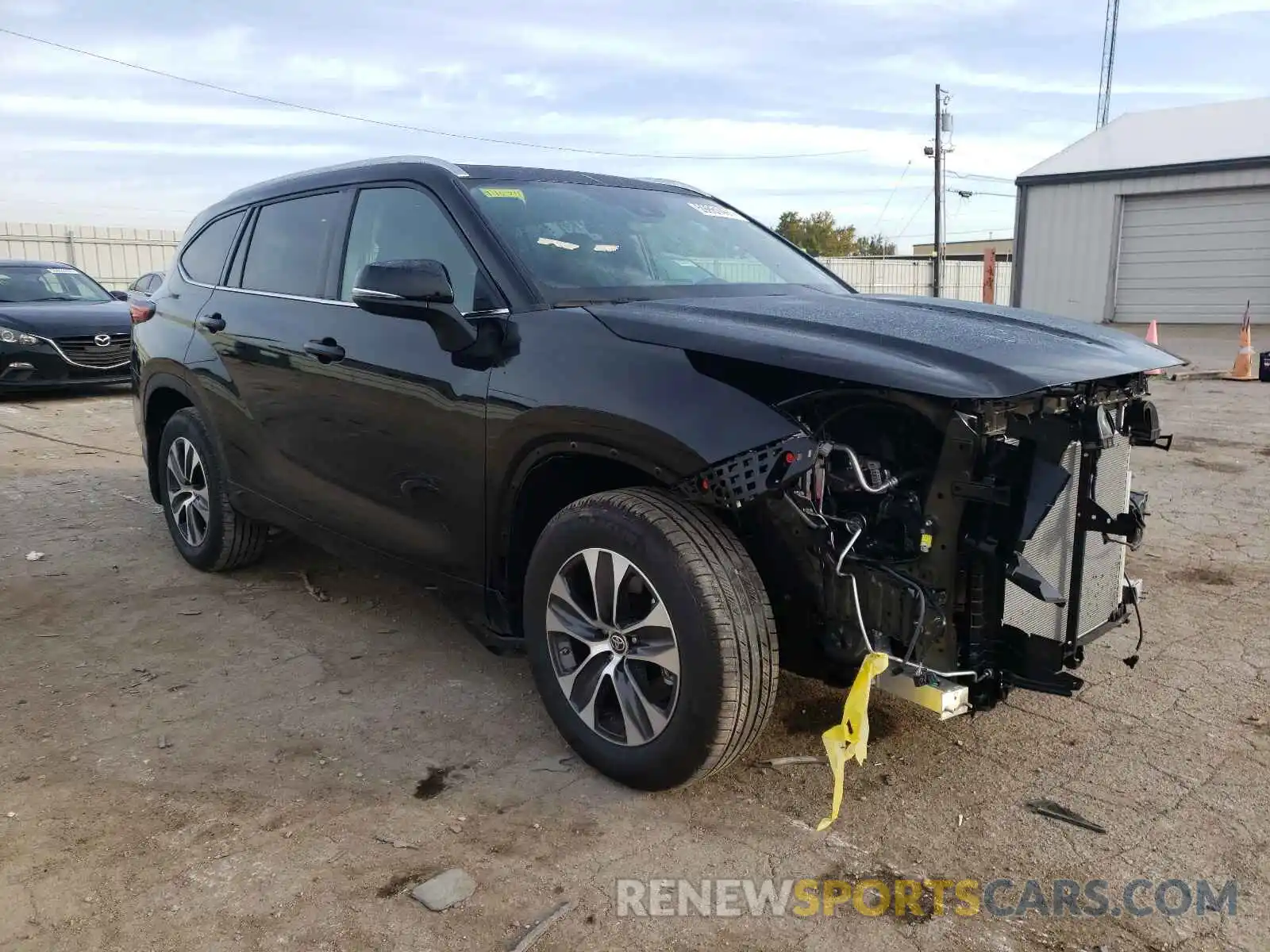 1 Photograph of a damaged car 5TDGZRBH9MS554197 TOYOTA HIGHLANDER 2021