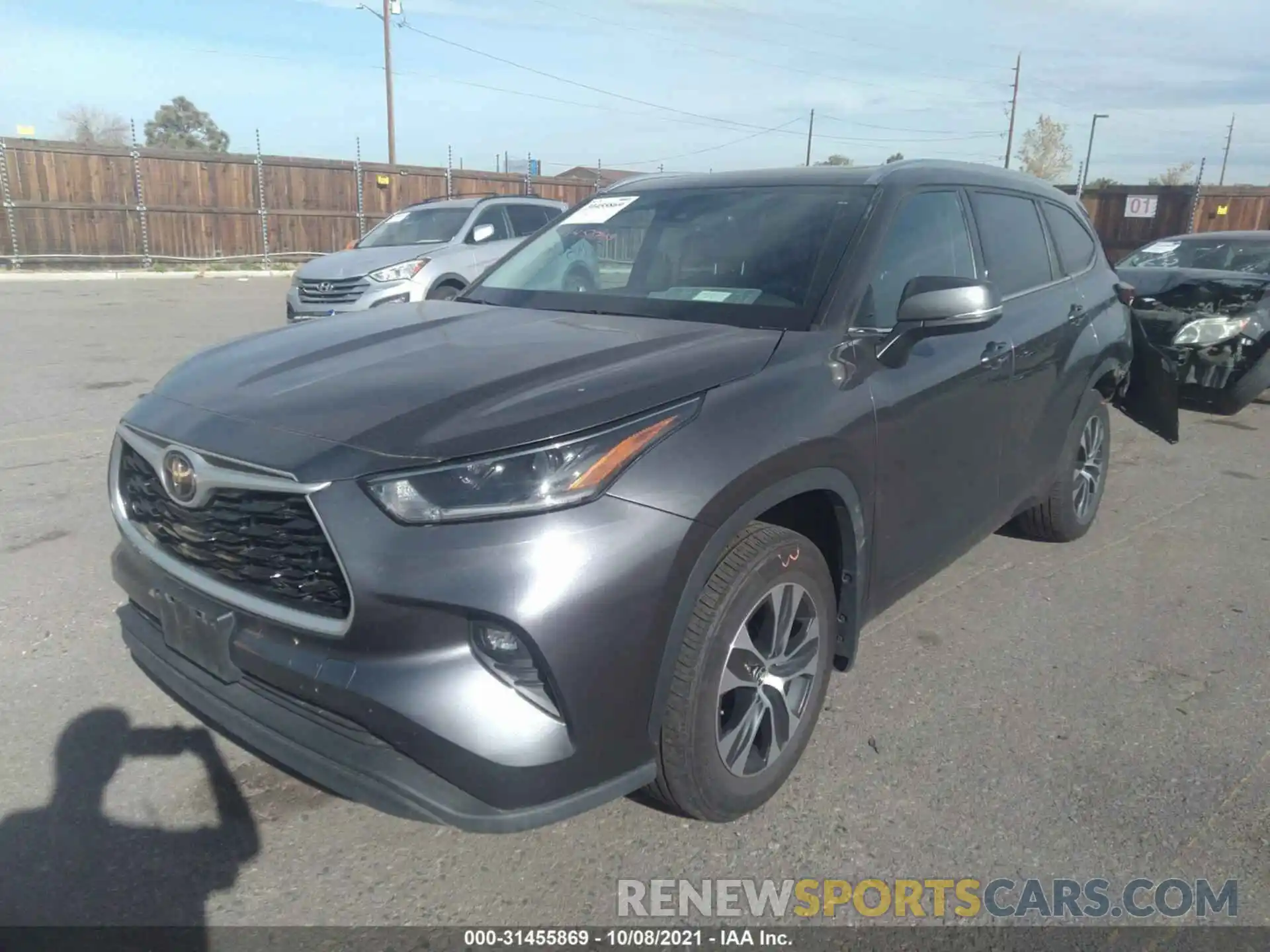 2 Photograph of a damaged car 5TDGZRBHXMS070541 TOYOTA HIGHLANDER 2021