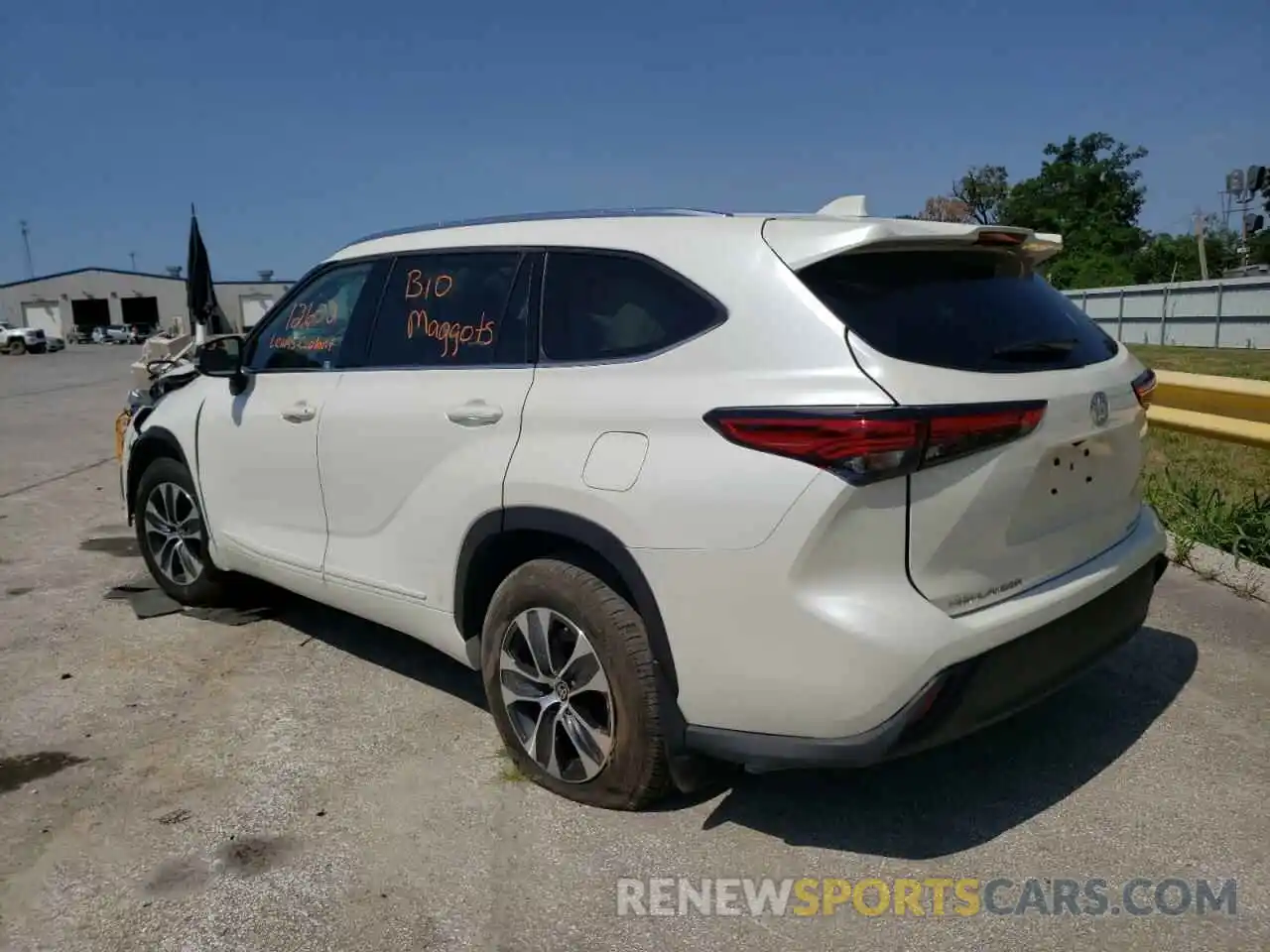 3 Photograph of a damaged car 5TDGZRBHXMS126218 TOYOTA HIGHLANDER 2021