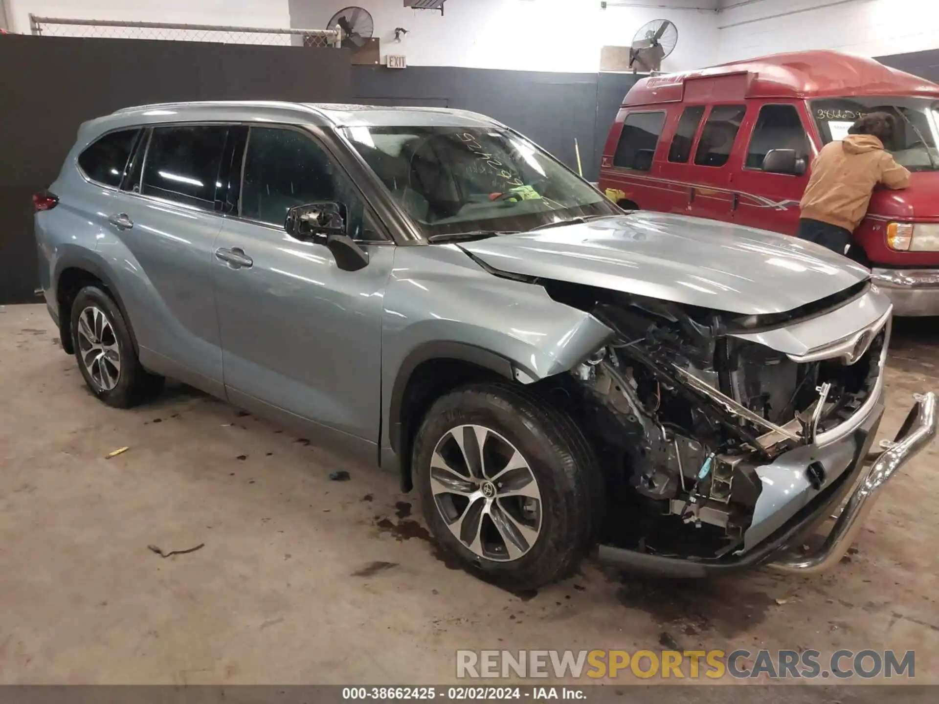 1 Photograph of a damaged car 5TDGZRBHXMS133038 TOYOTA HIGHLANDER 2021