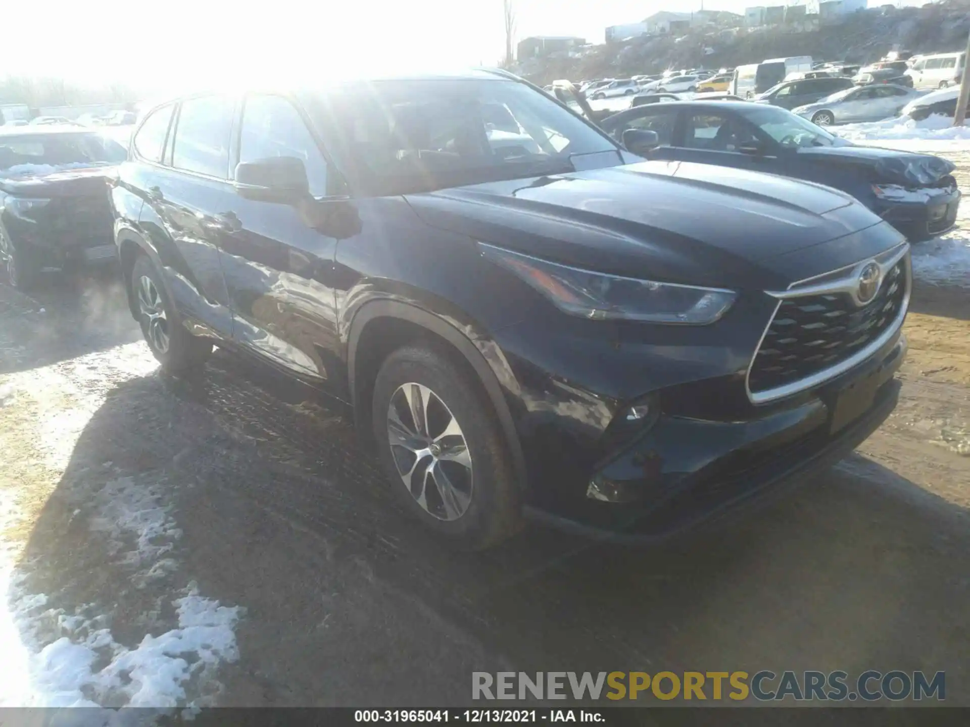 1 Photograph of a damaged car 5TDGZRBHXMS533603 TOYOTA HIGHLANDER 2021