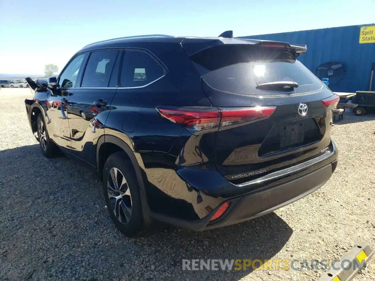 3 Photograph of a damaged car 5TDGZRBHXMS543371 TOYOTA HIGHLANDER 2021