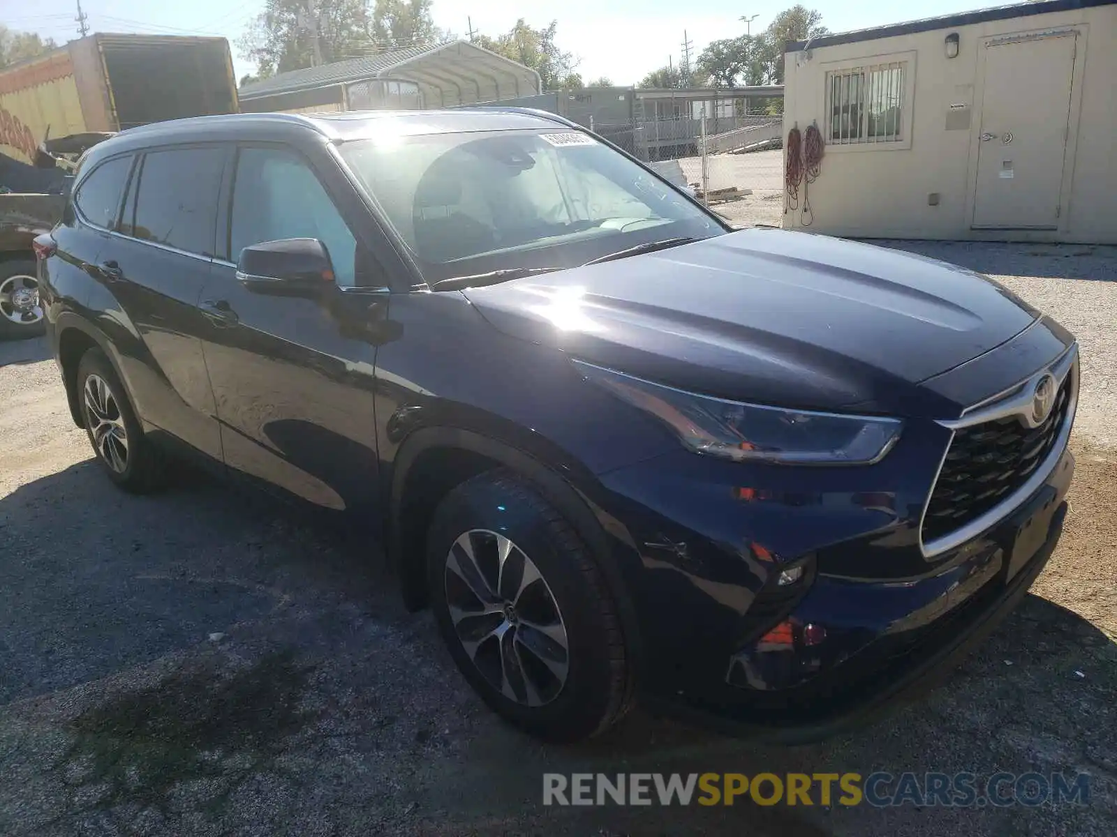 1 Photograph of a damaged car 5TDGZRBHXMS554144 TOYOTA HIGHLANDER 2021