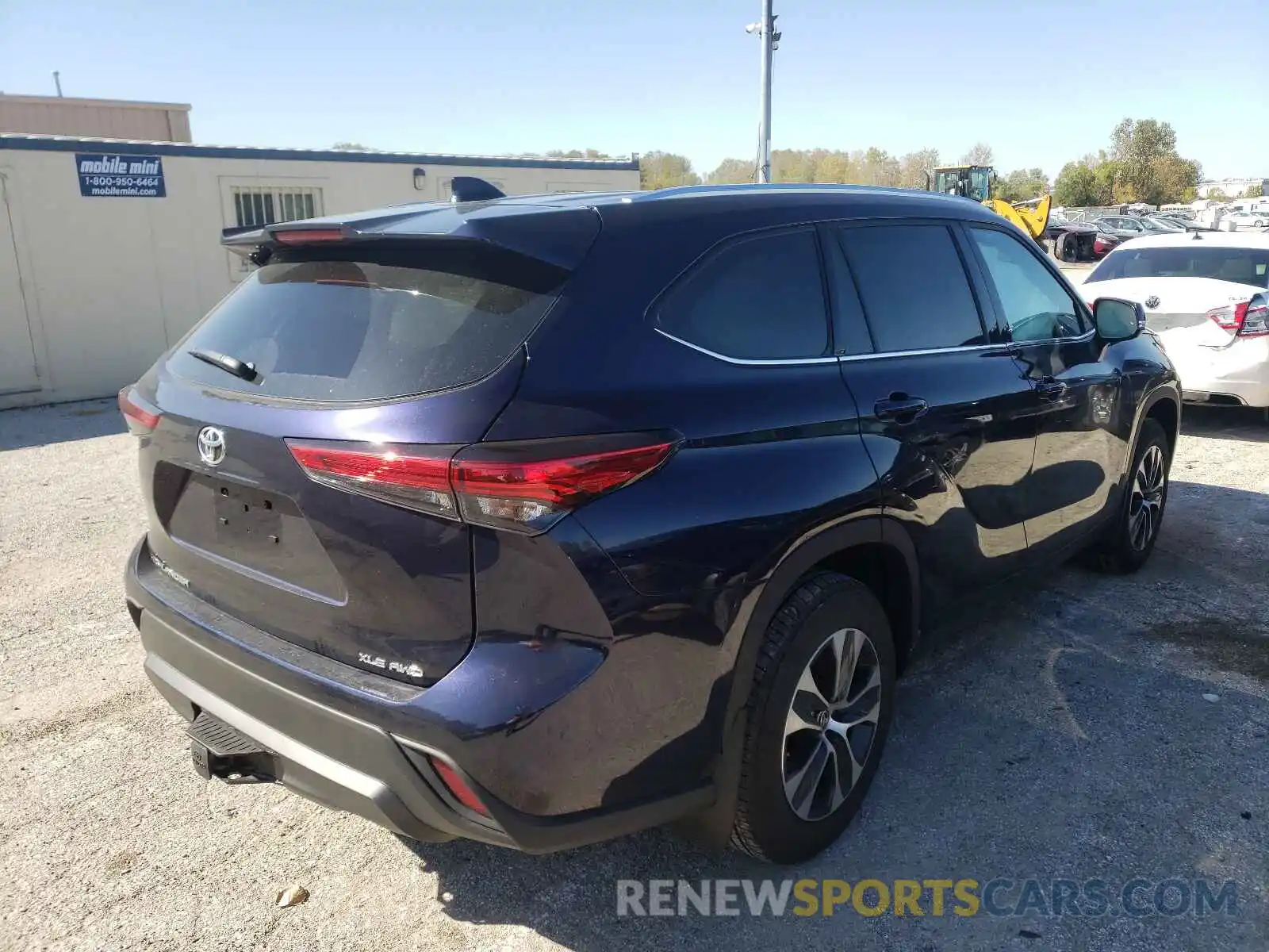 4 Photograph of a damaged car 5TDGZRBHXMS554144 TOYOTA HIGHLANDER 2021