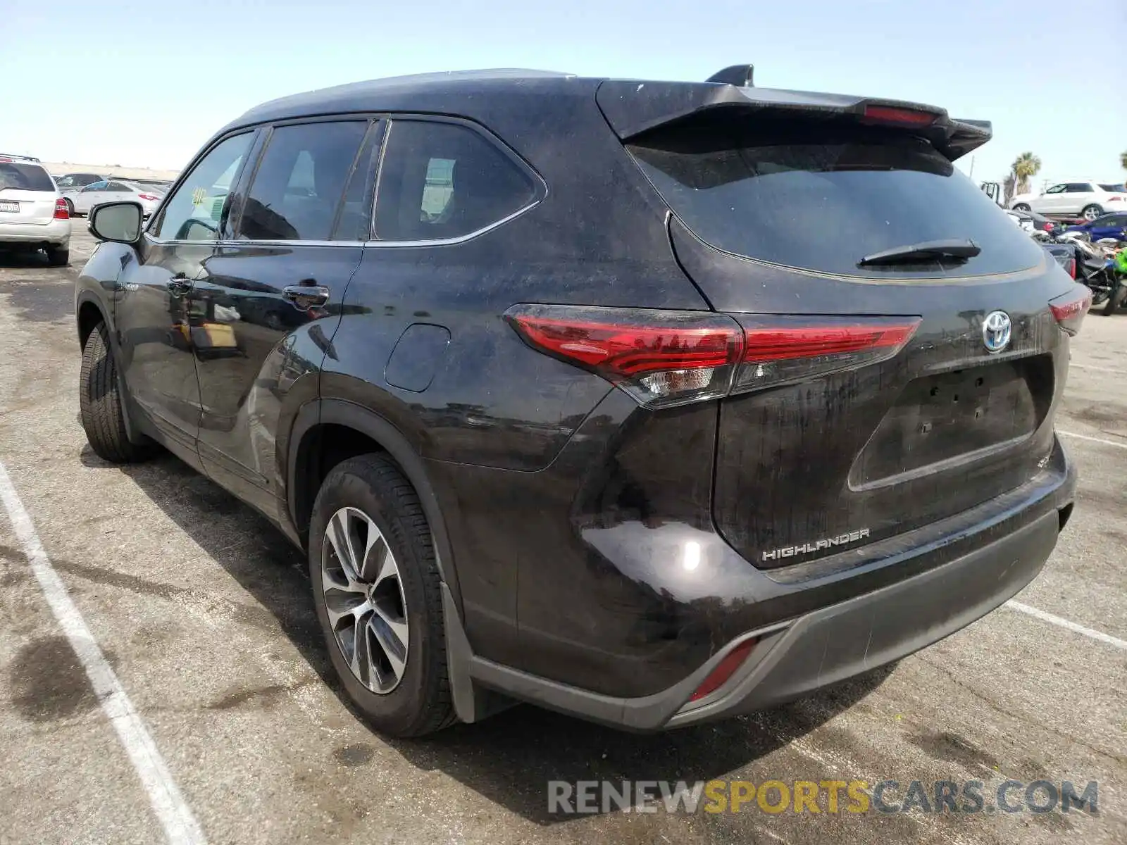 3 Photograph of a damaged car 5TDHARAH0MS007347 TOYOTA HIGHLANDER 2021