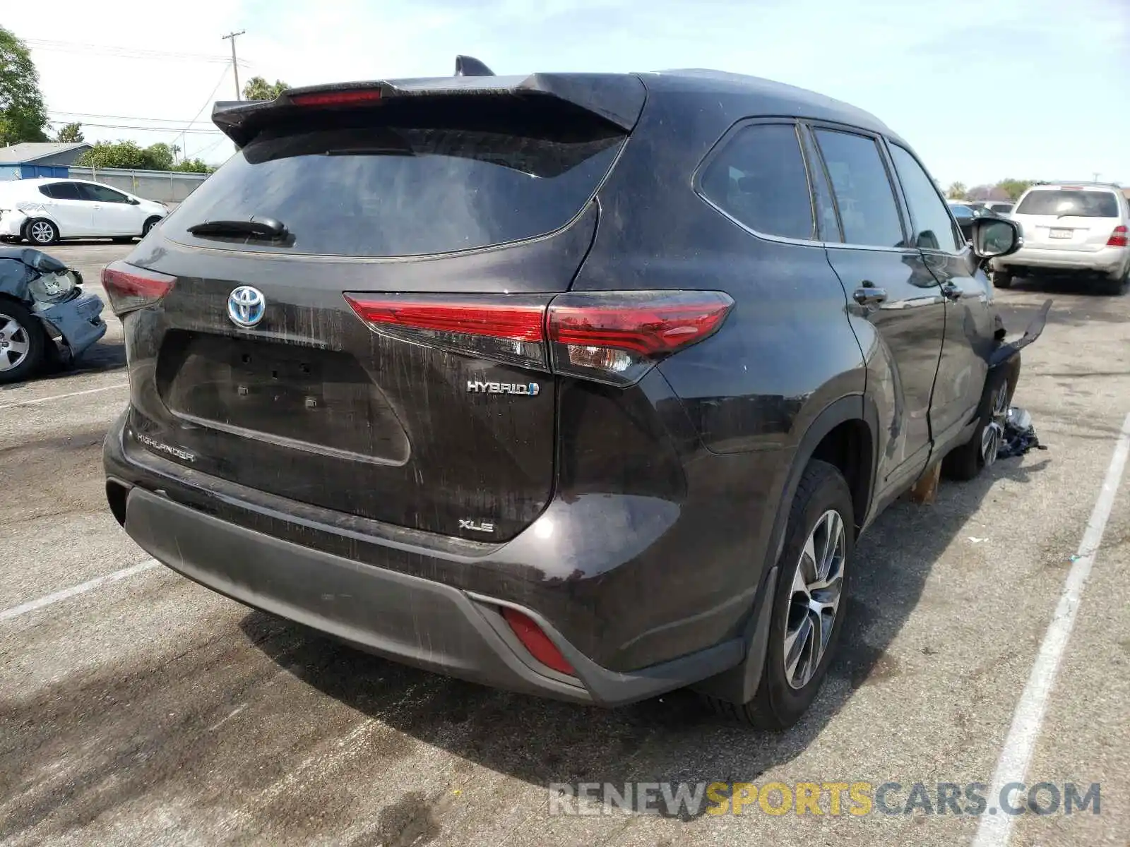 4 Photograph of a damaged car 5TDHARAH0MS007347 TOYOTA HIGHLANDER 2021