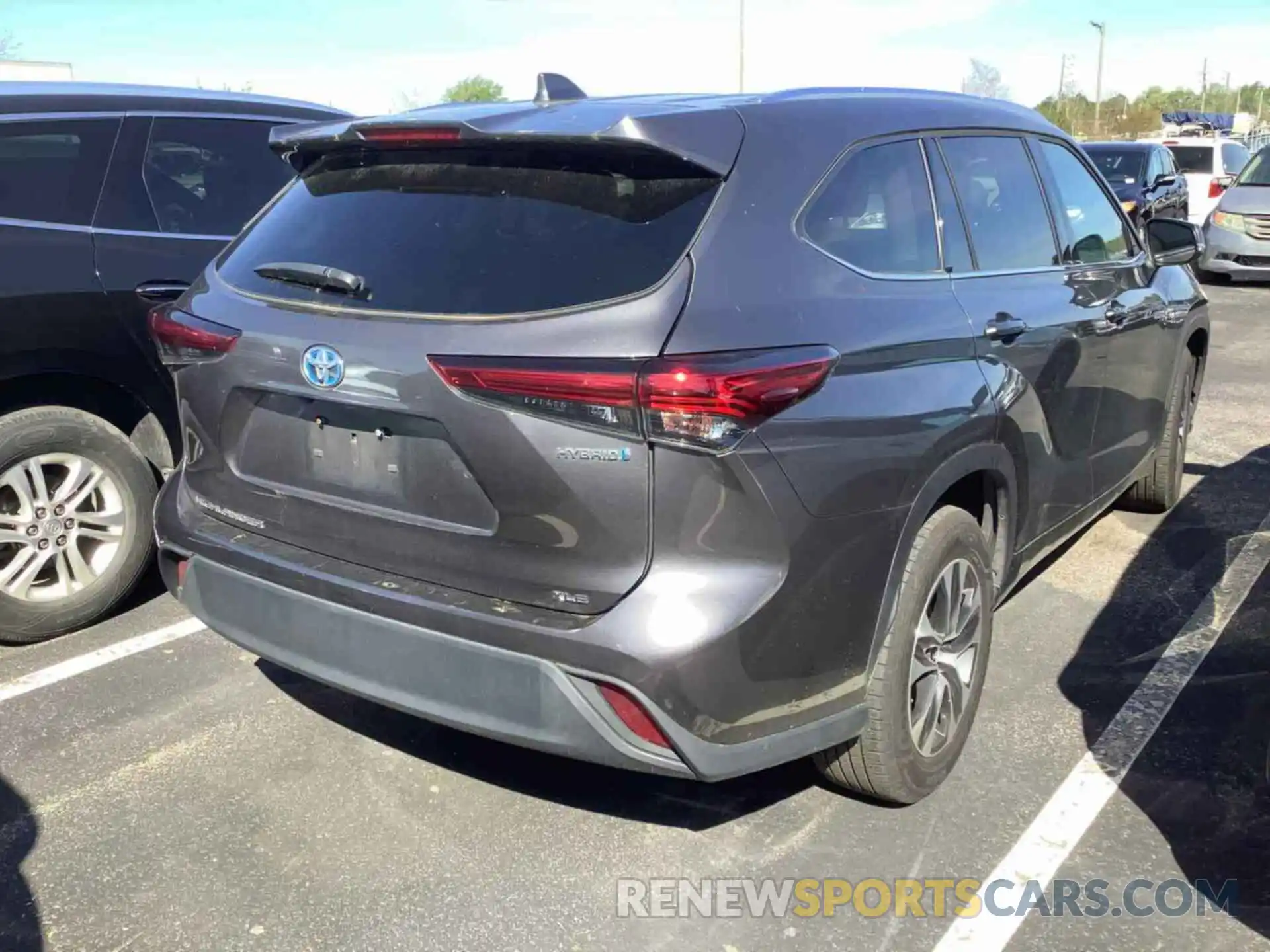 16 Photograph of a damaged car 5TDHARAH0MS509162 TOYOTA HIGHLANDER 2021