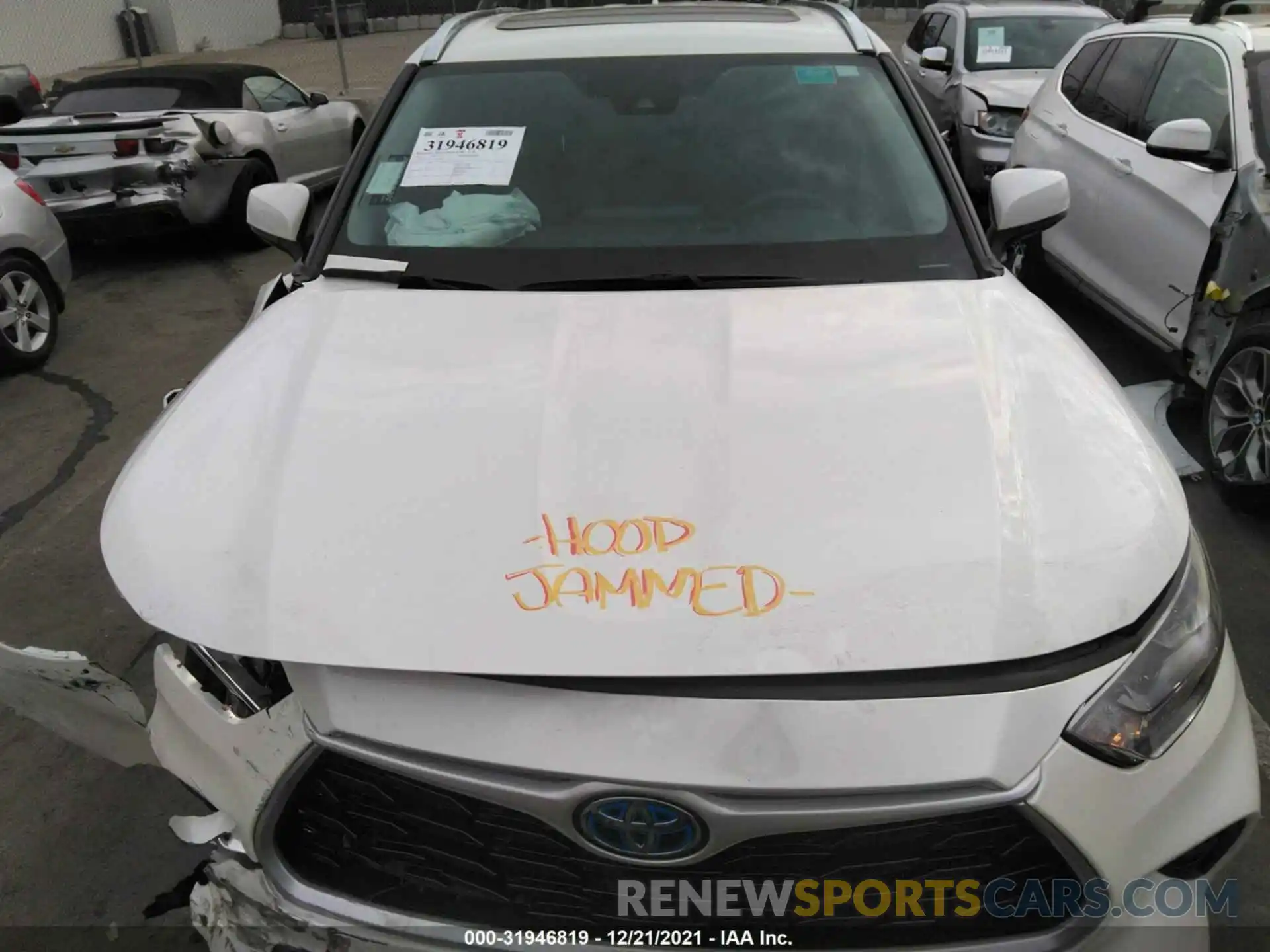 10 Photograph of a damaged car 5TDHARAH7MS506663 TOYOTA HIGHLANDER 2021