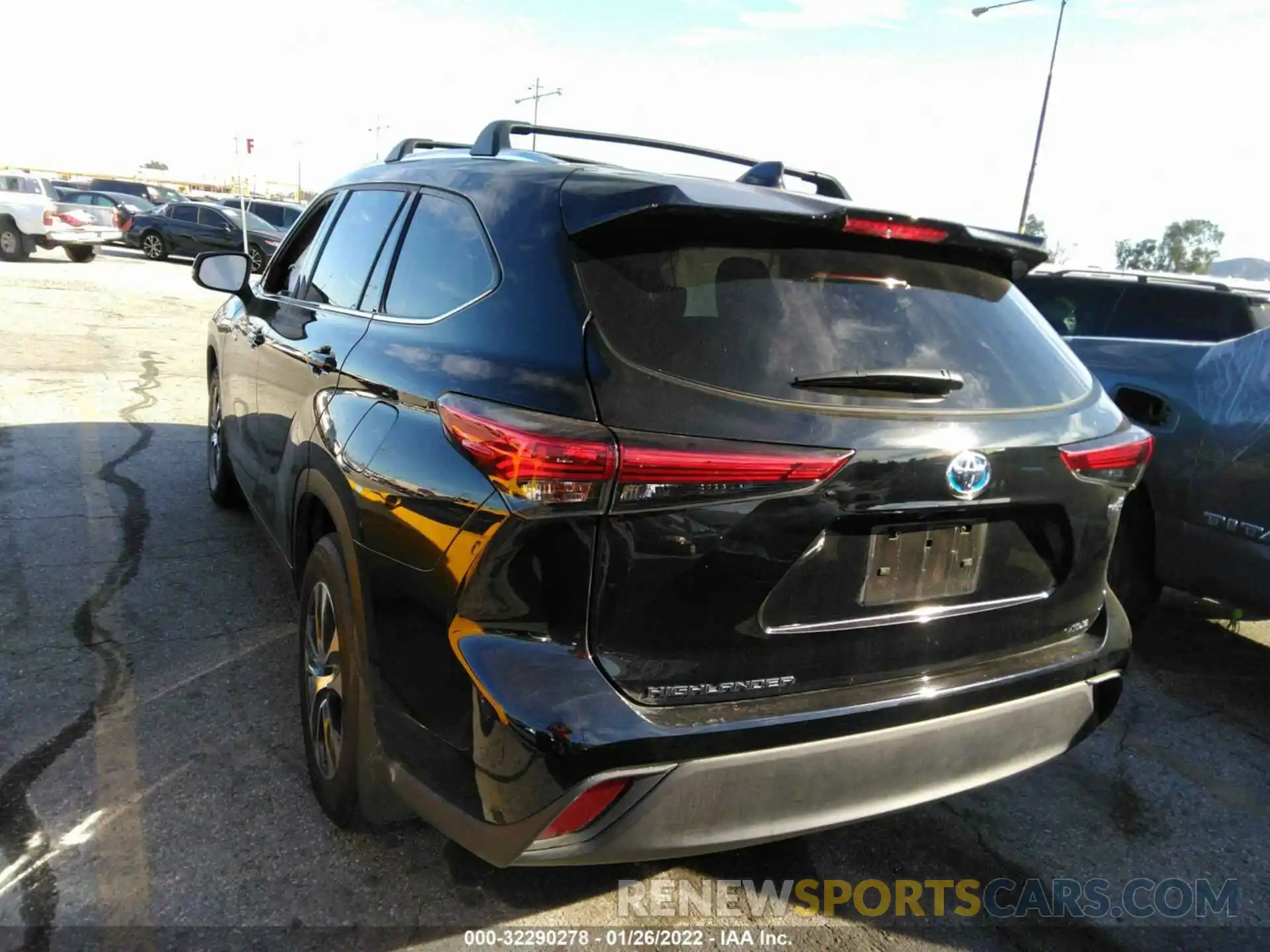 3 Фотография поврежденного автомобиля 5TDHARAHXMS007971 TOYOTA HIGHLANDER 2021