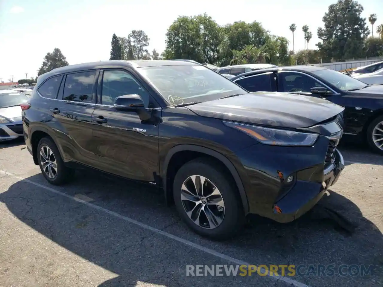 1 Photograph of a damaged car 5TDHBRCH0MS517272 TOYOTA HIGHLANDER 2021