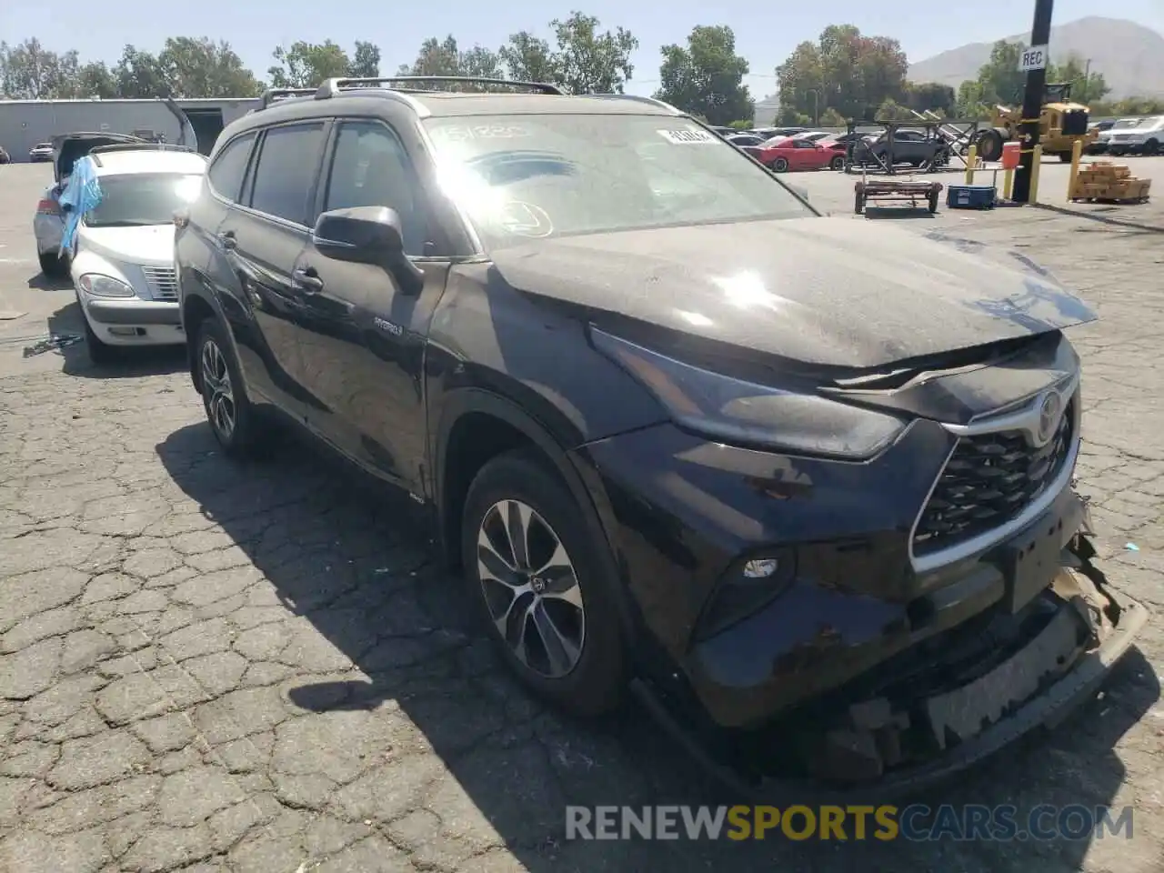 1 Photograph of a damaged car 5TDHBRCH1MS045289 TOYOTA HIGHLANDER 2021