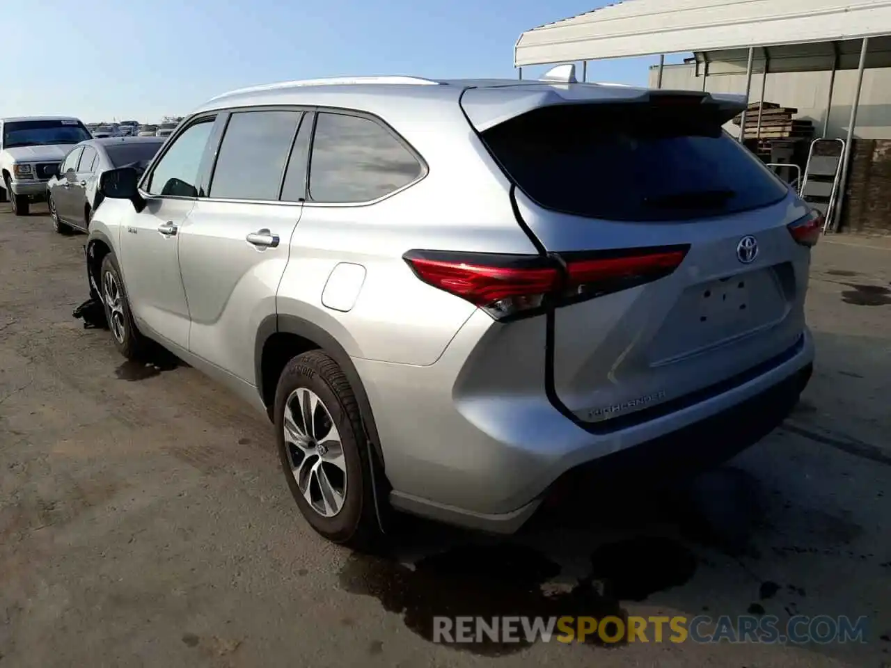 3 Photograph of a damaged car 5TDHBRCH2MS060299 TOYOTA HIGHLANDER 2021