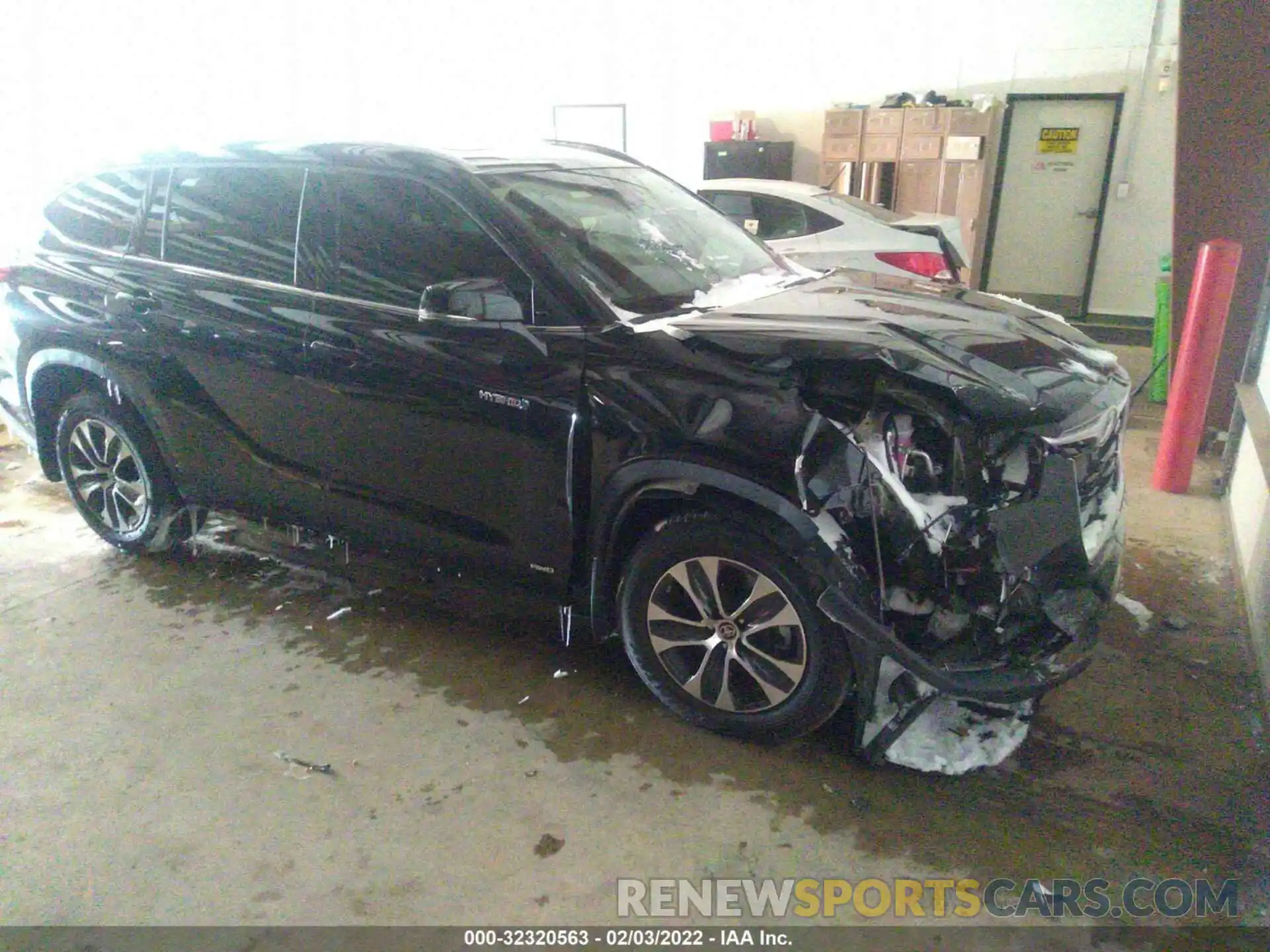 1 Photograph of a damaged car 5TDHBRCH2MS536003 TOYOTA HIGHLANDER 2021