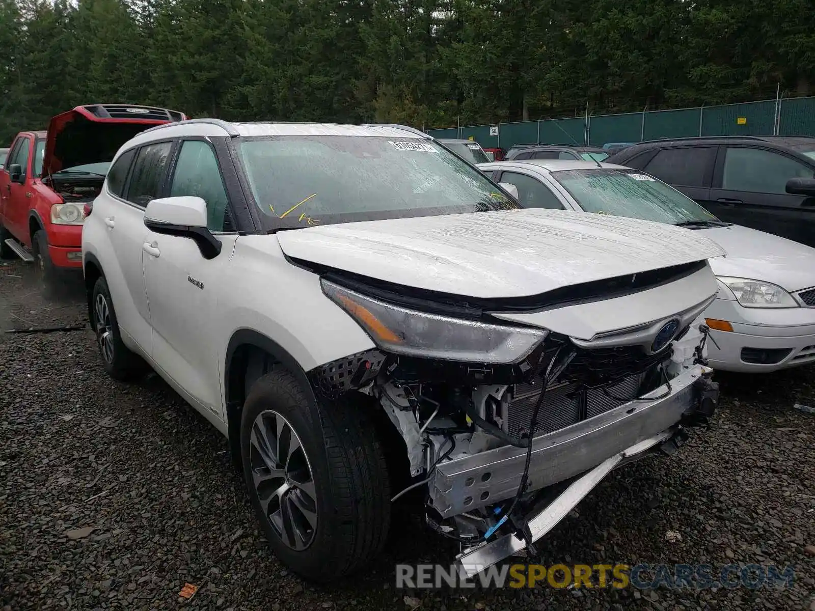 1 Photograph of a damaged car 5TDHBRCH3MS527097 TOYOTA HIGHLANDER 2021