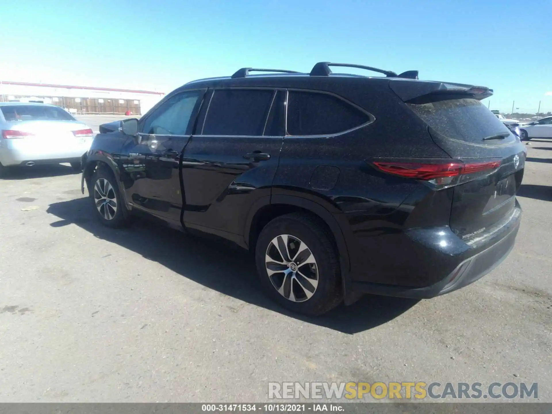 3 Photograph of a damaged car 5TDHBRCH4MS039230 TOYOTA HIGHLANDER 2021