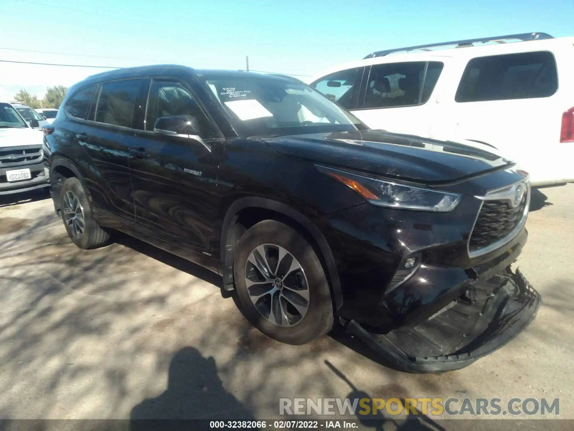 1 Photograph of a damaged car 5TDHBRCH5MS069952 TOYOTA HIGHLANDER 2021