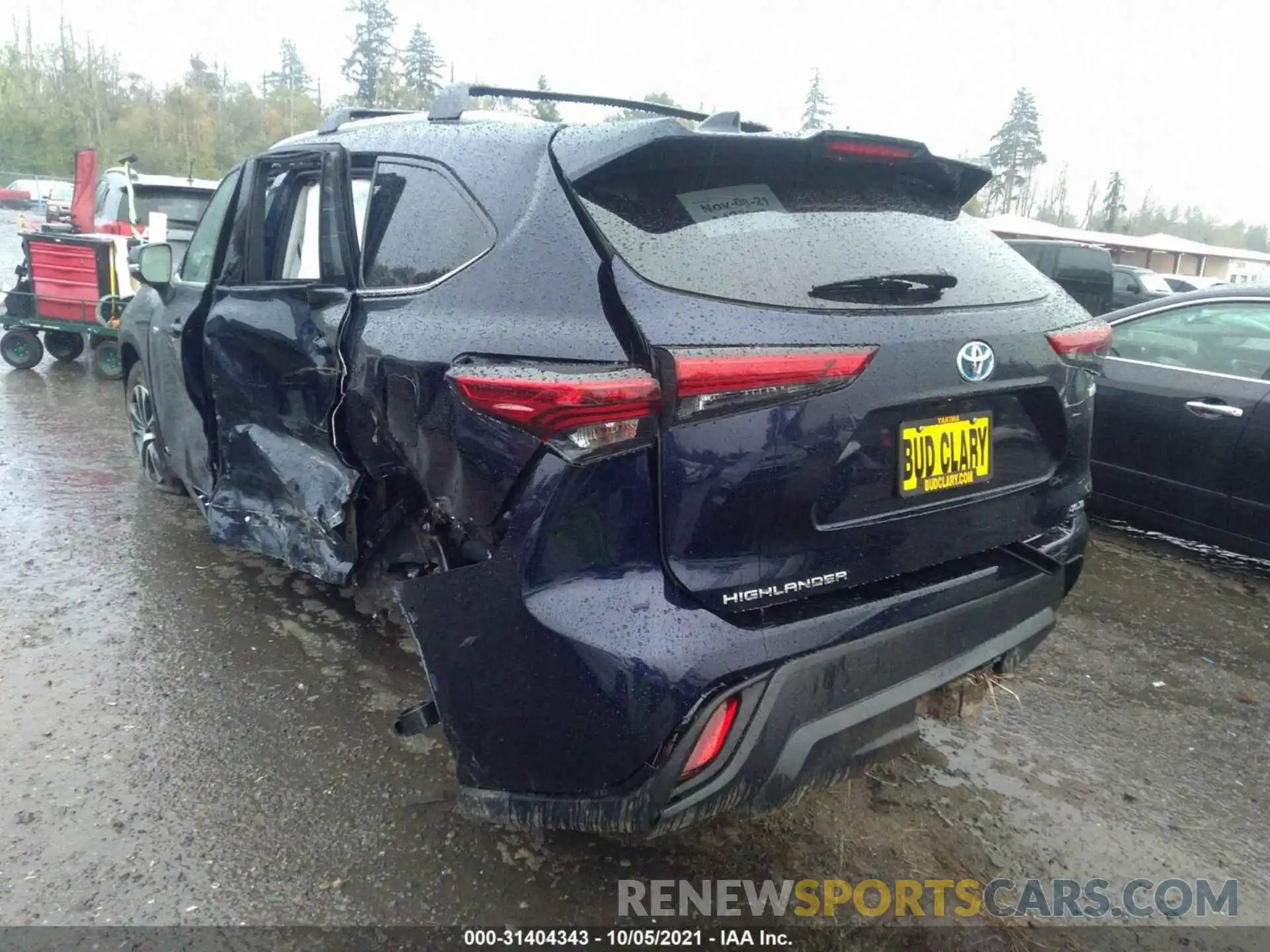 3 Photograph of a damaged car 5TDHBRCH5MS534651 TOYOTA HIGHLANDER 2021