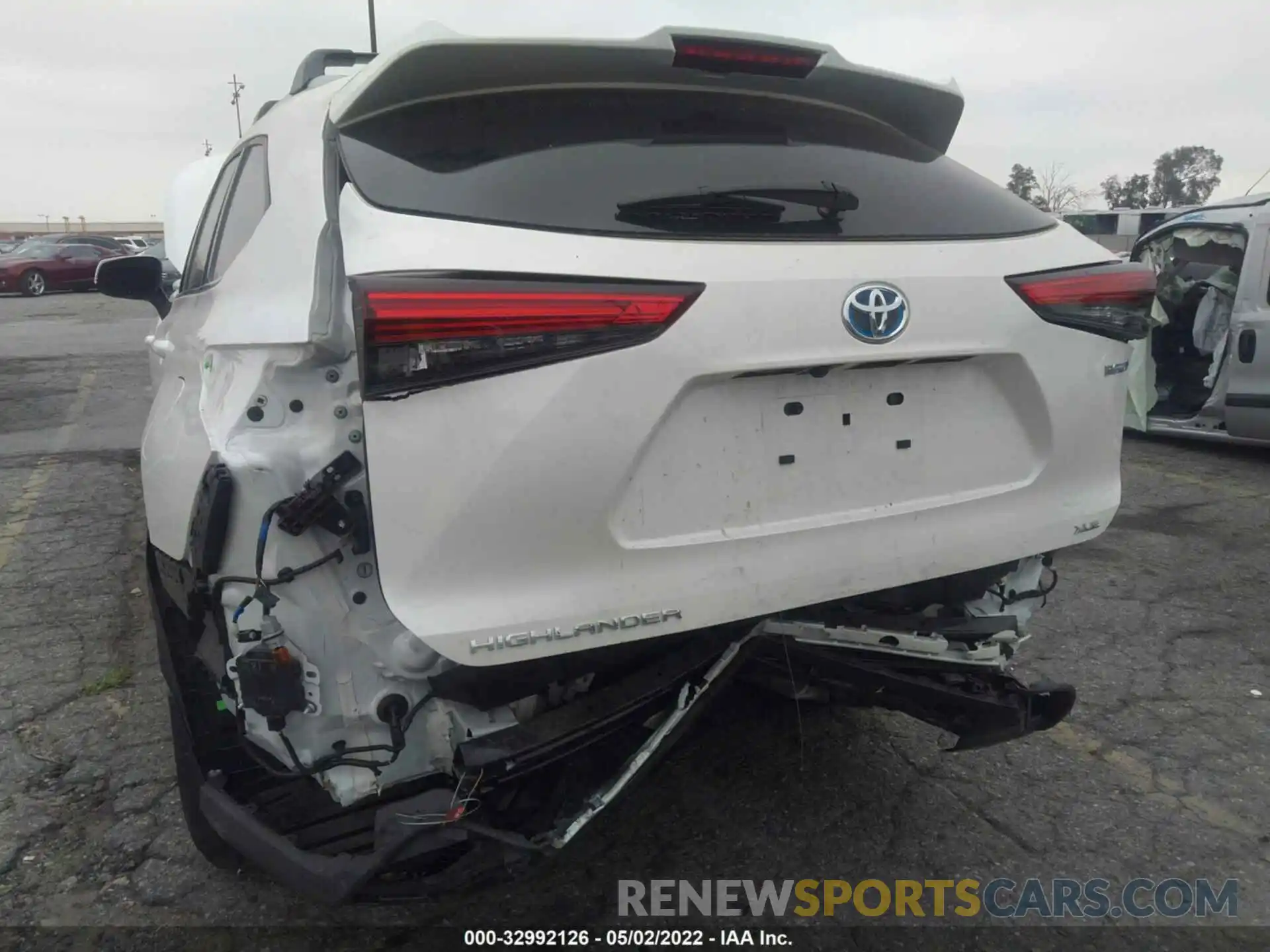 6 Photograph of a damaged car 5TDHBRCH6MS530625 TOYOTA HIGHLANDER 2021