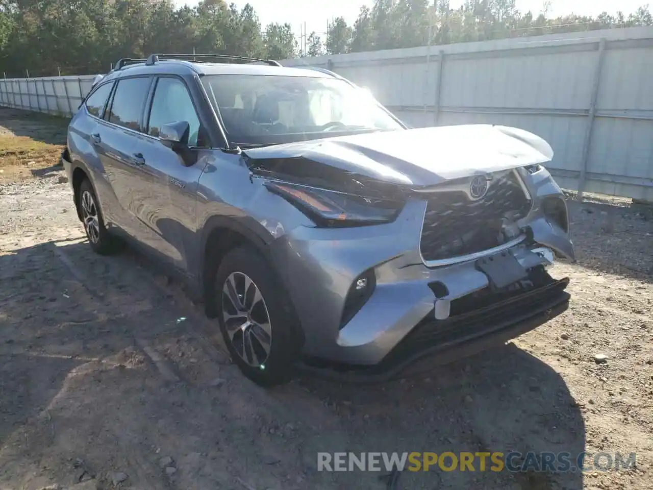 1 Photograph of a damaged car 5TDHBRCH7MS027749 TOYOTA HIGHLANDER 2021