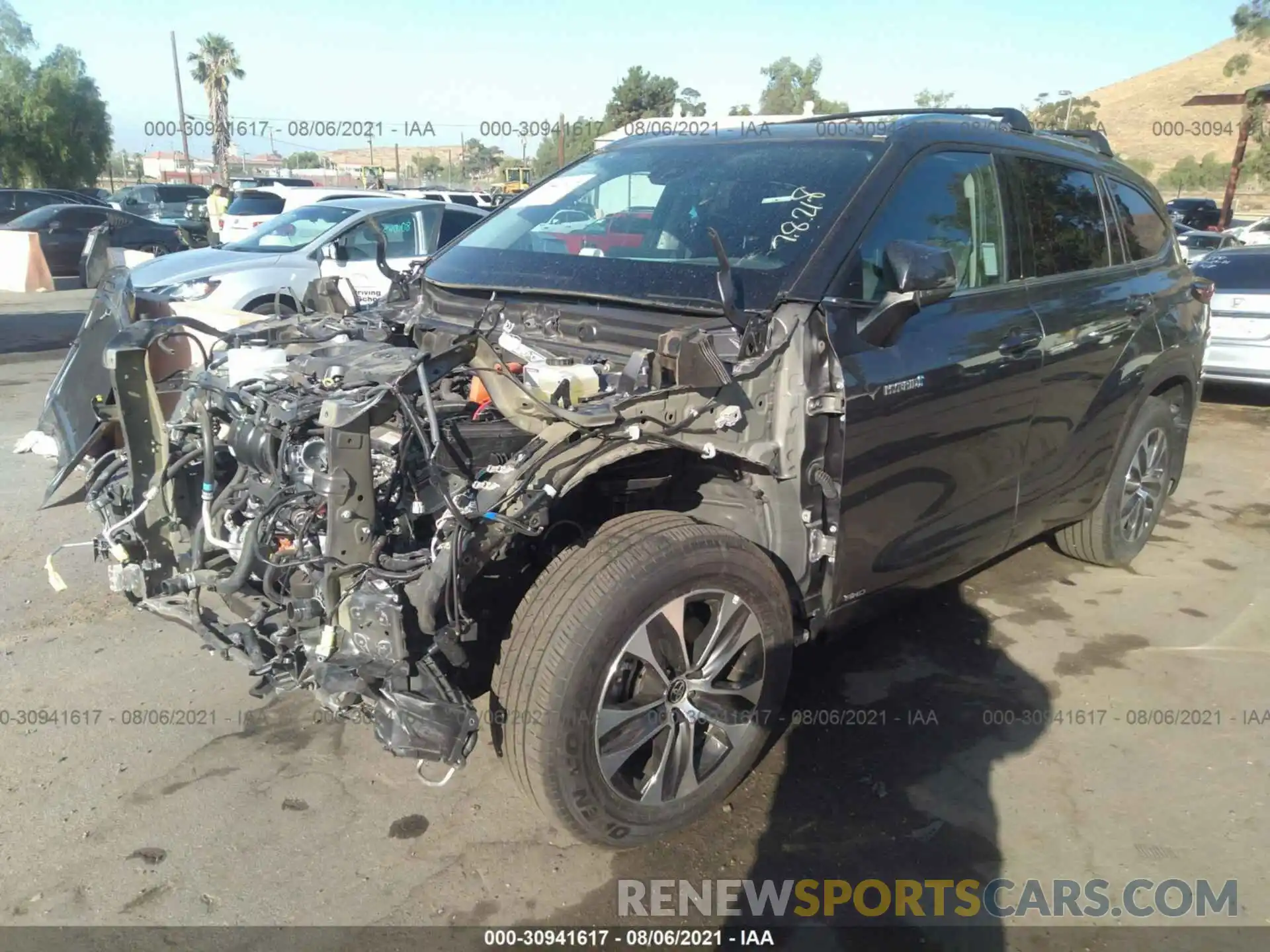 2 Photograph of a damaged car 5TDHBRCH7MS039383 TOYOTA HIGHLANDER 2021