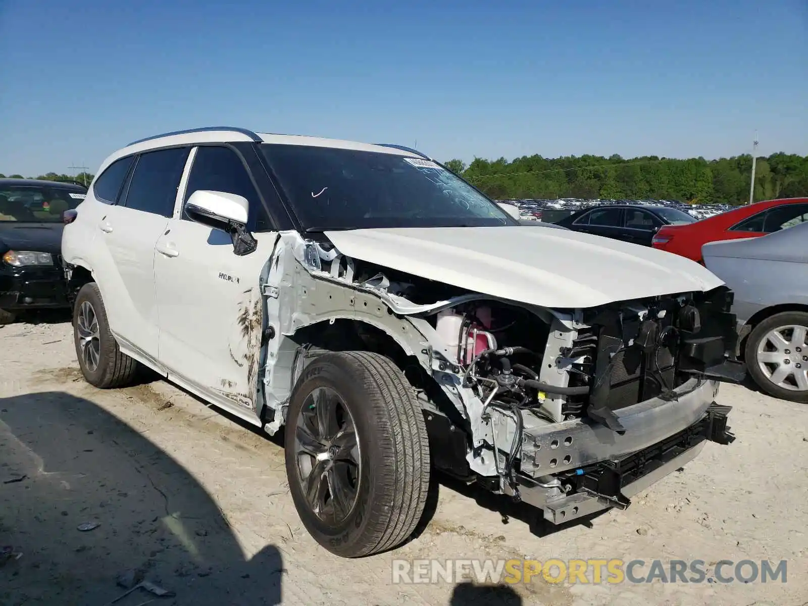 1 Photograph of a damaged car 5TDHBRCH7MS524137 TOYOTA HIGHLANDER 2021