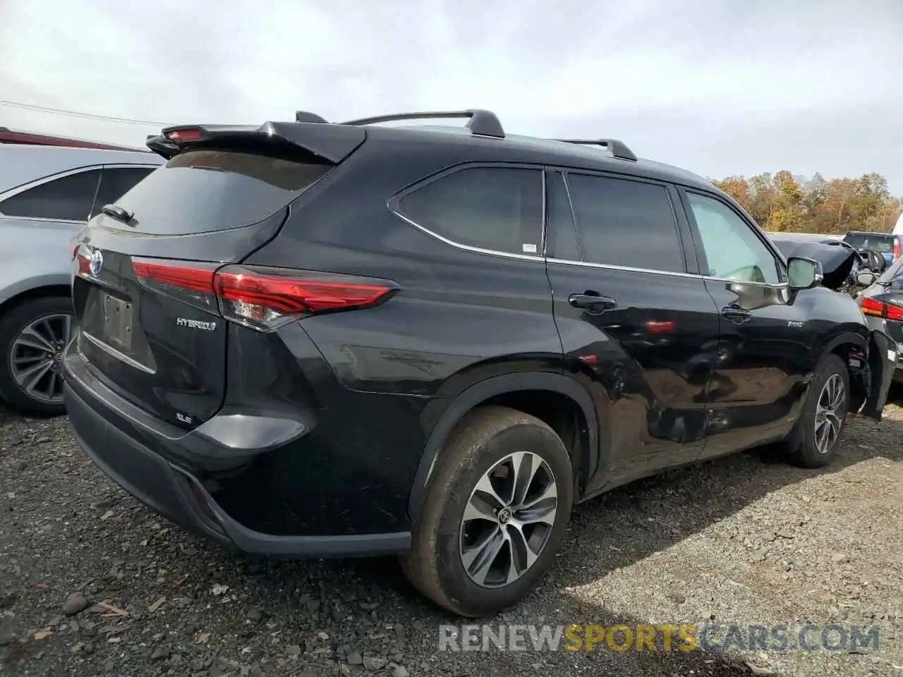 4 Photograph of a damaged car 5TDHBRCH7MS526602 TOYOTA HIGHLANDER 2021