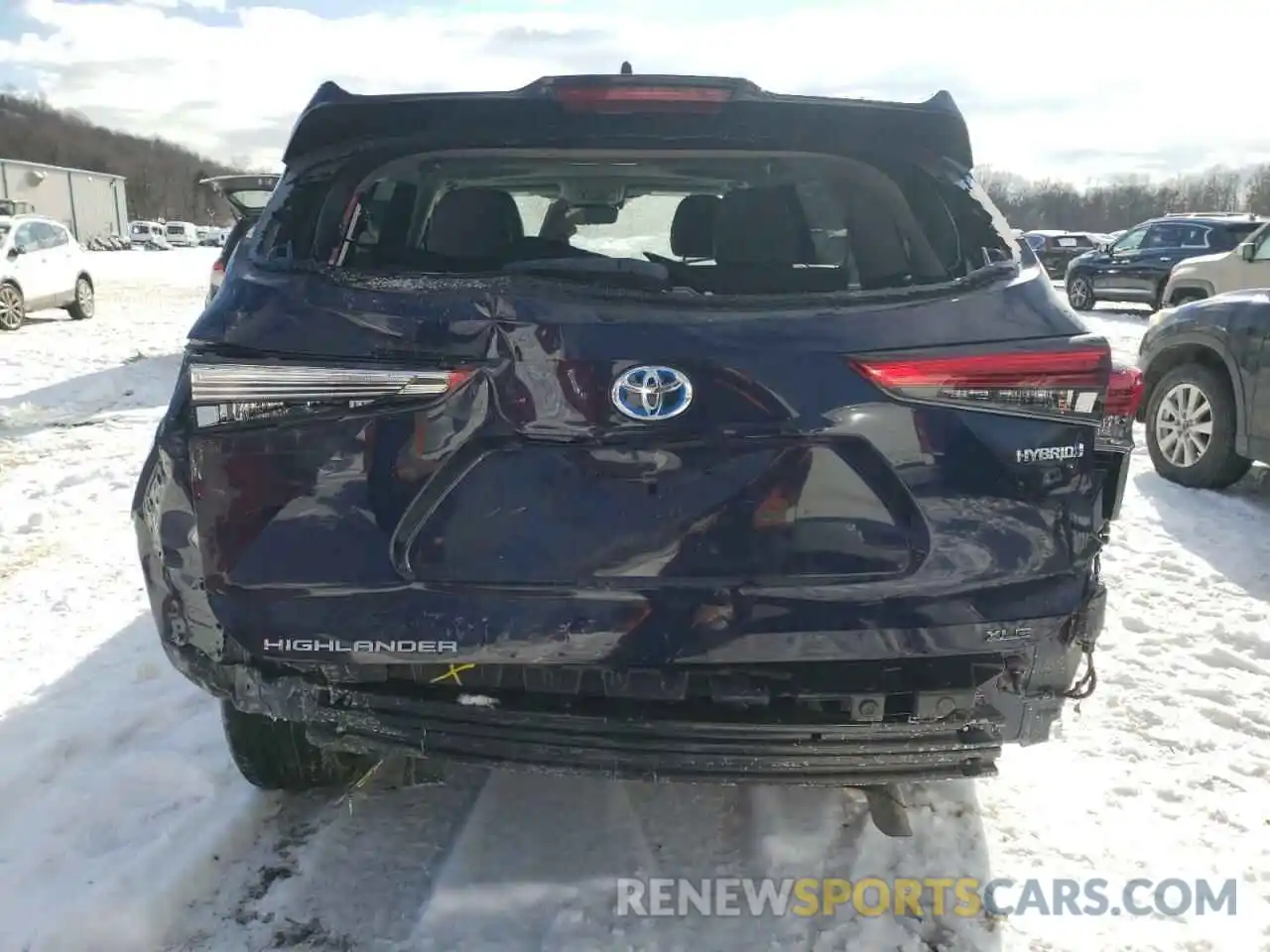 9 Photograph of a damaged car 5TDHBRCH7MS535929 TOYOTA HIGHLANDER 2021