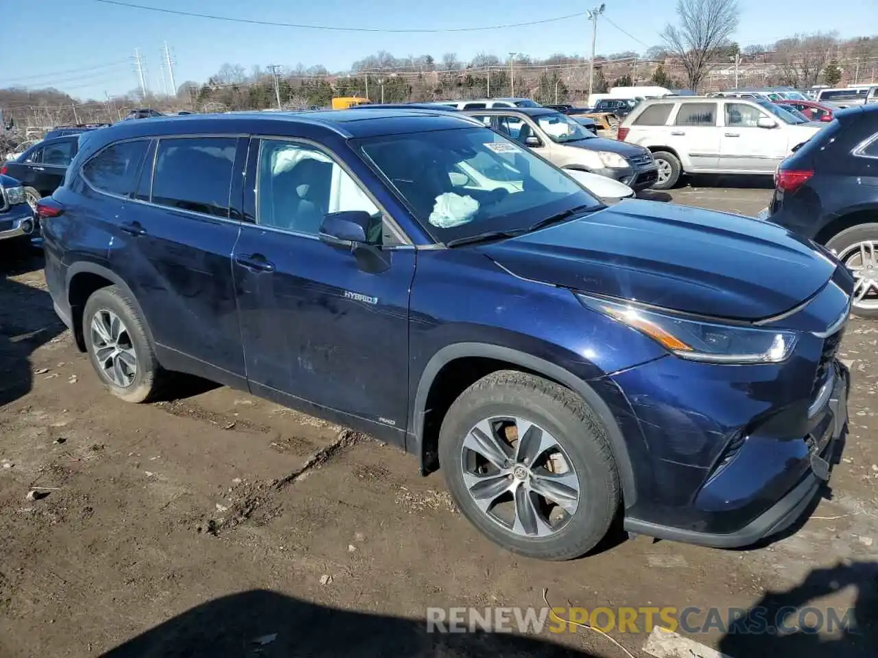 4 Photograph of a damaged car 5TDHBRCH8MS041191 TOYOTA HIGHLANDER 2021