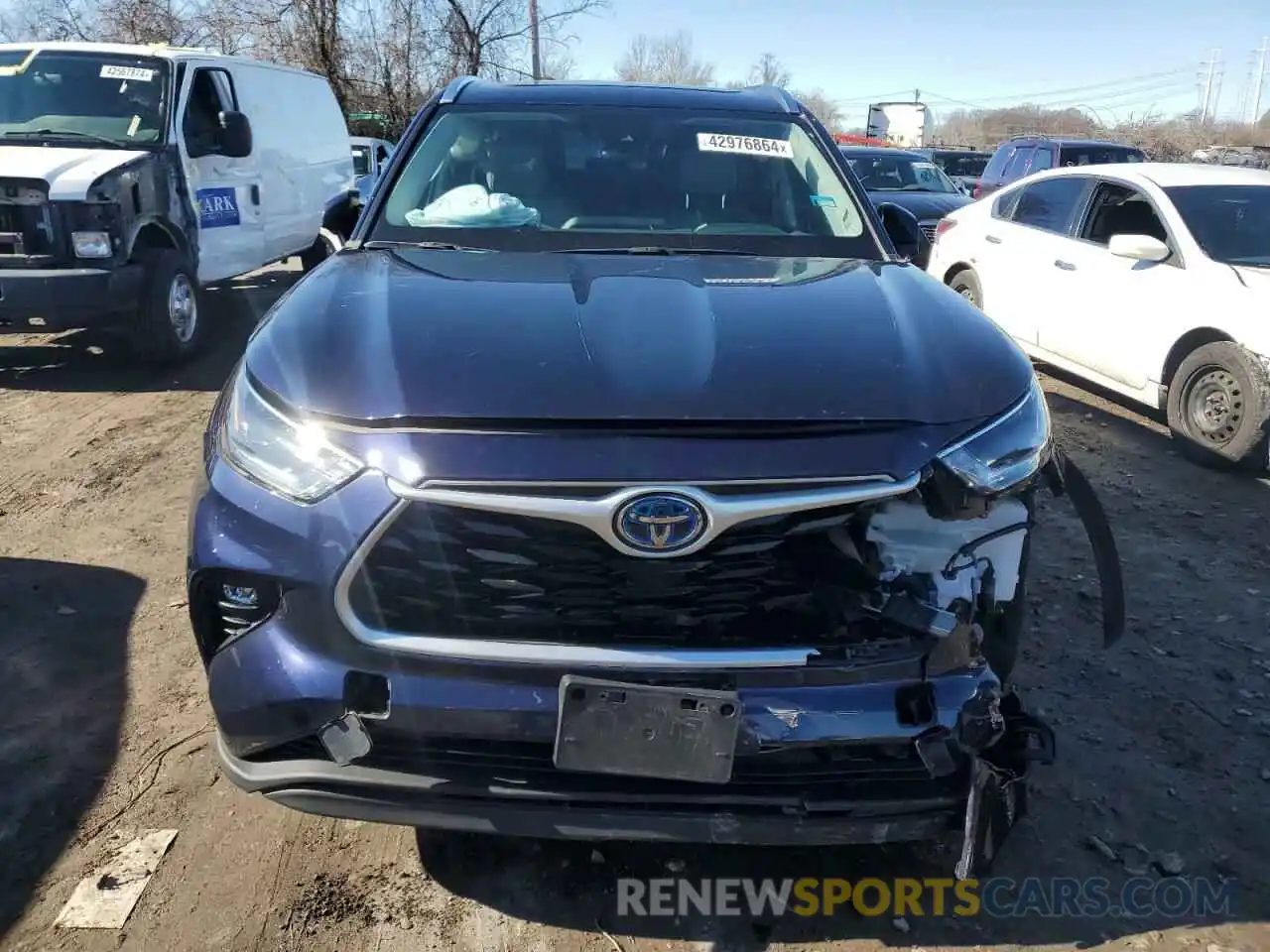 5 Photograph of a damaged car 5TDHBRCH8MS041191 TOYOTA HIGHLANDER 2021