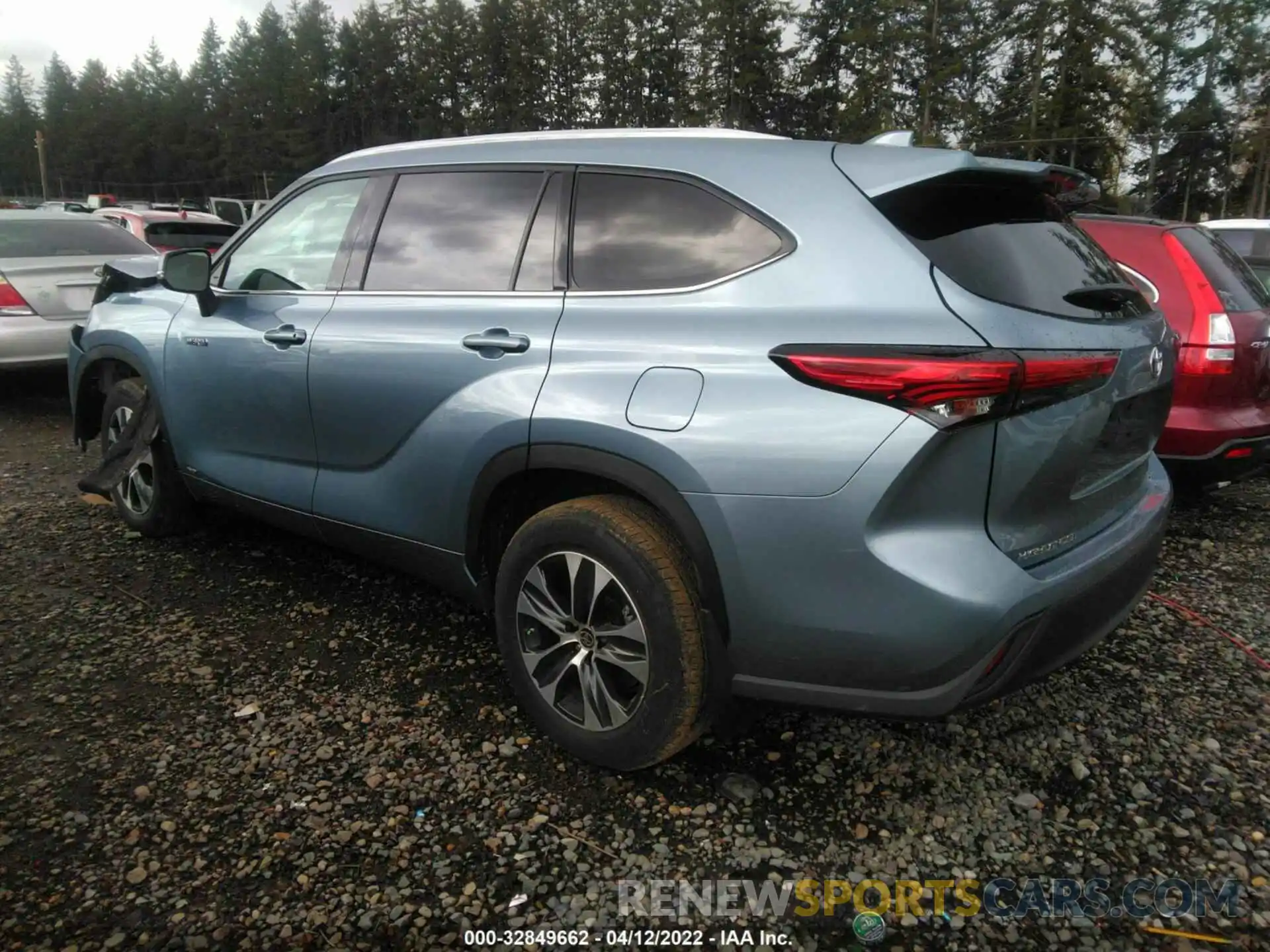 3 Photograph of a damaged car 5TDHBRCH8MS067502 TOYOTA HIGHLANDER 2021