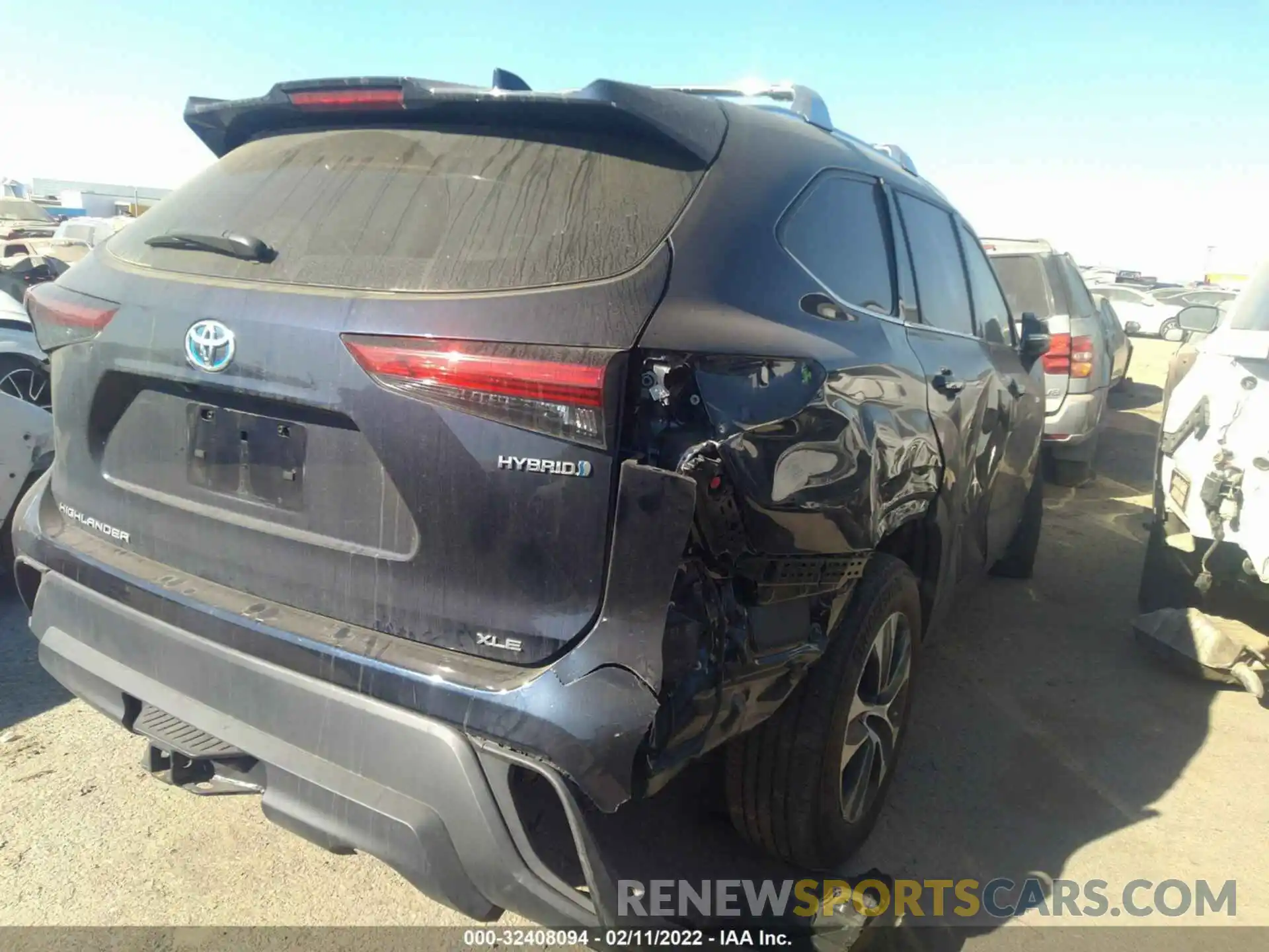 4 Photograph of a damaged car 5TDHBRCH8MS517259 TOYOTA HIGHLANDER 2021