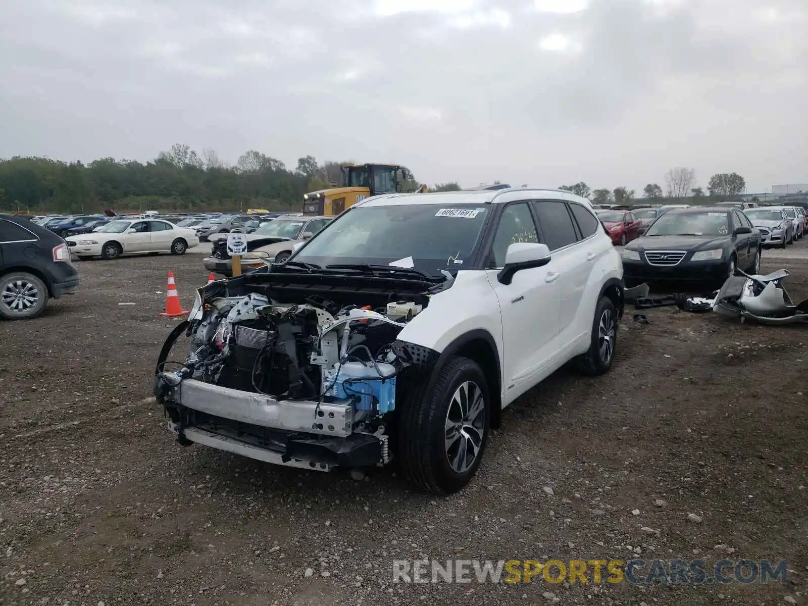 2 Photograph of a damaged car 5TDHBRCH8MS519867 TOYOTA HIGHLANDER 2021