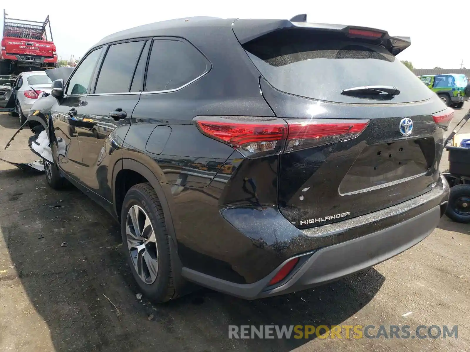 3 Photograph of a damaged car 5TDHBRCH9MS025503 TOYOTA HIGHLANDER 2021