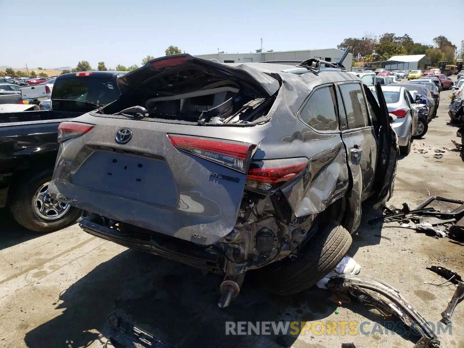 4 Photograph of a damaged car 5TDHBRCH9MS054239 TOYOTA HIGHLANDER 2021