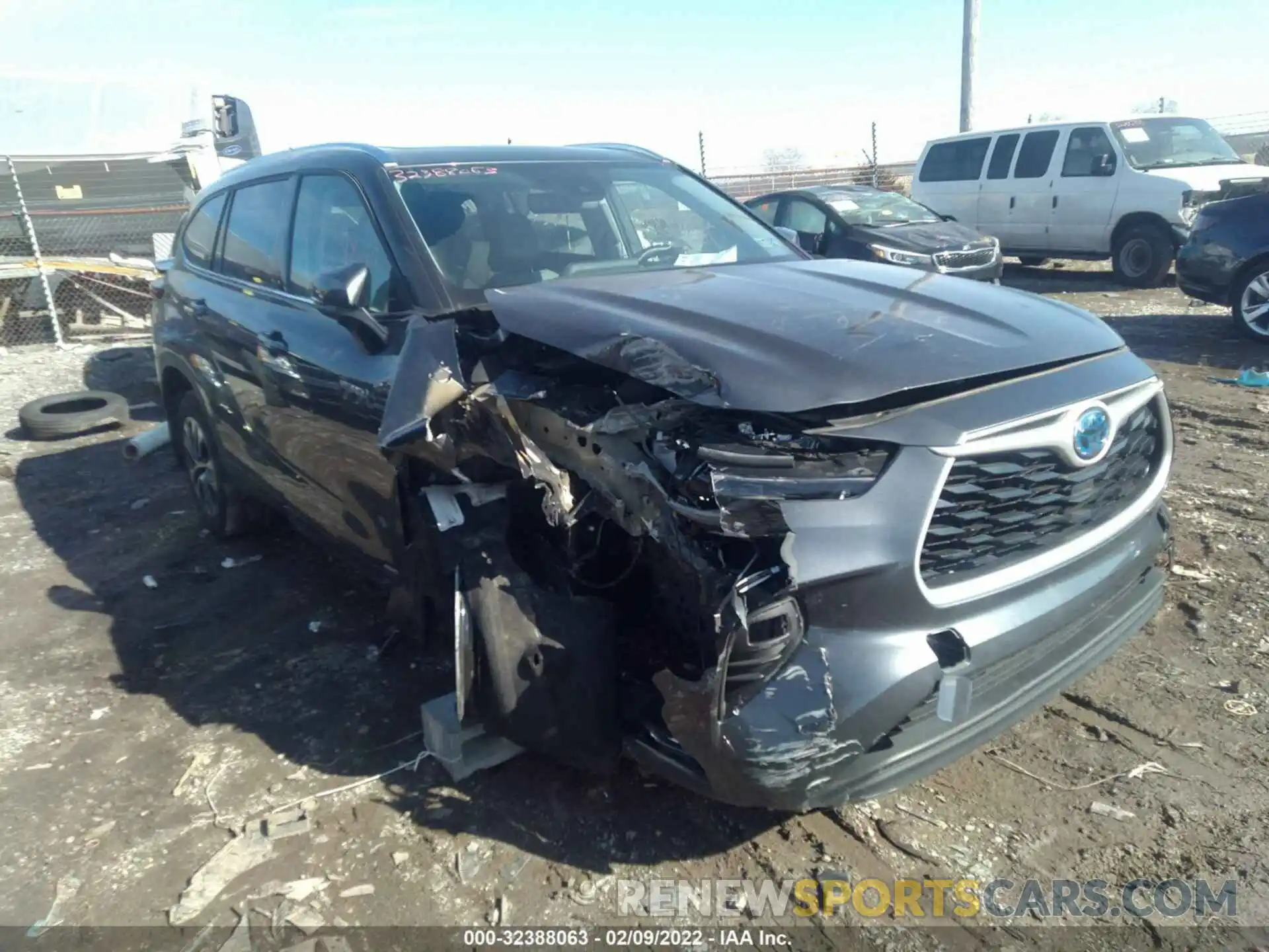 1 Photograph of a damaged car 5TDHBRCH9MS517433 TOYOTA HIGHLANDER 2021