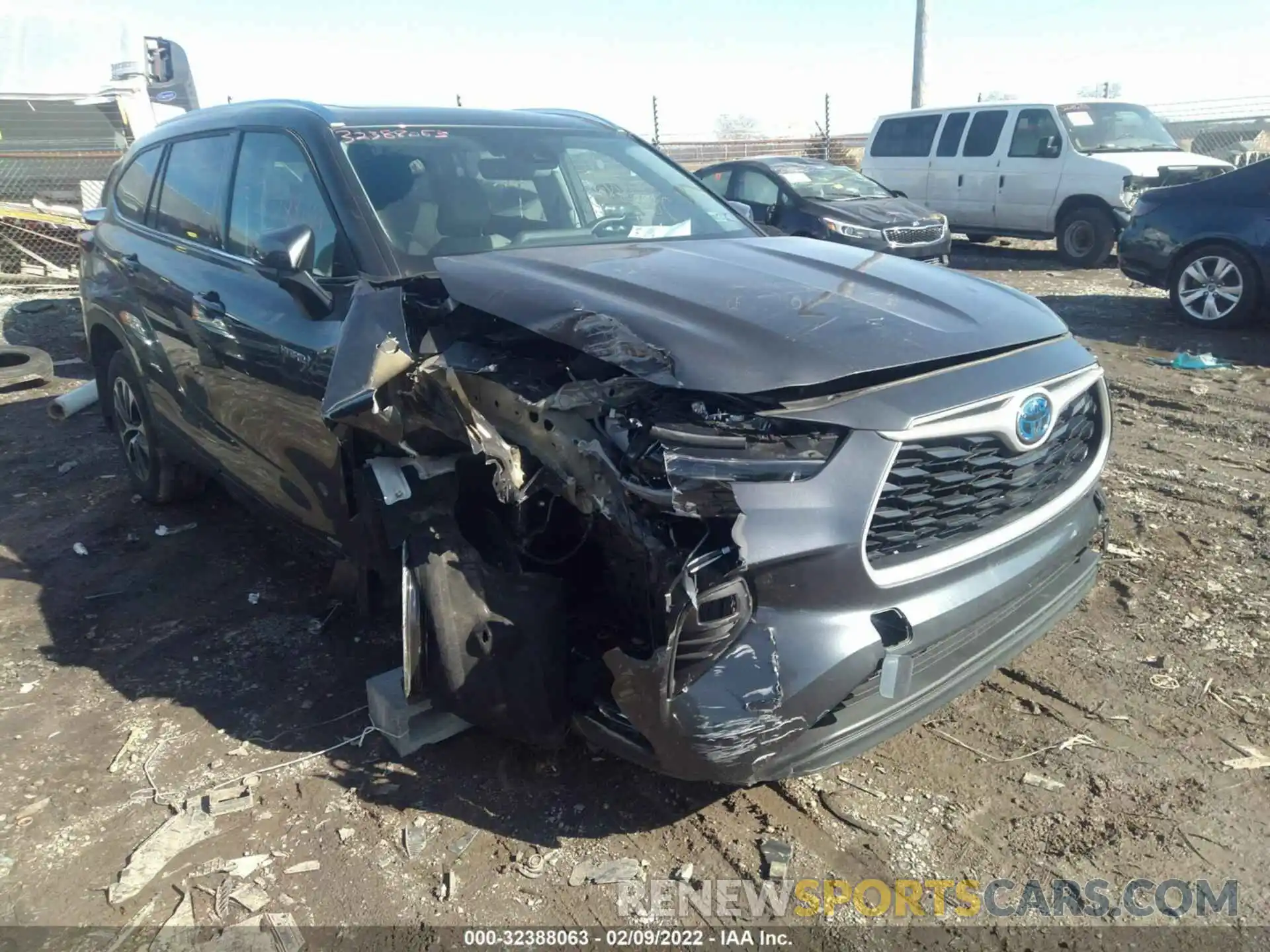 6 Photograph of a damaged car 5TDHBRCH9MS517433 TOYOTA HIGHLANDER 2021