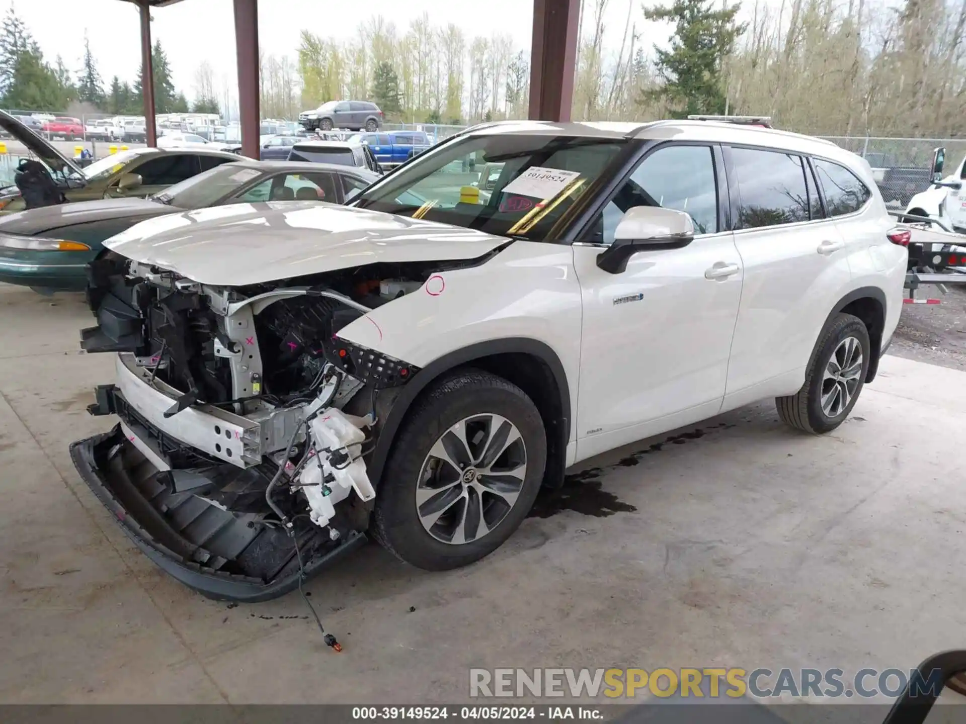 2 Photograph of a damaged car 5TDHBRCHXMS521233 TOYOTA HIGHLANDER 2021