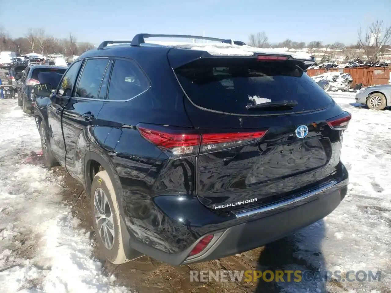 3 Photograph of a damaged car 5TDHBRCHXMS534676 TOYOTA HIGHLANDER 2021