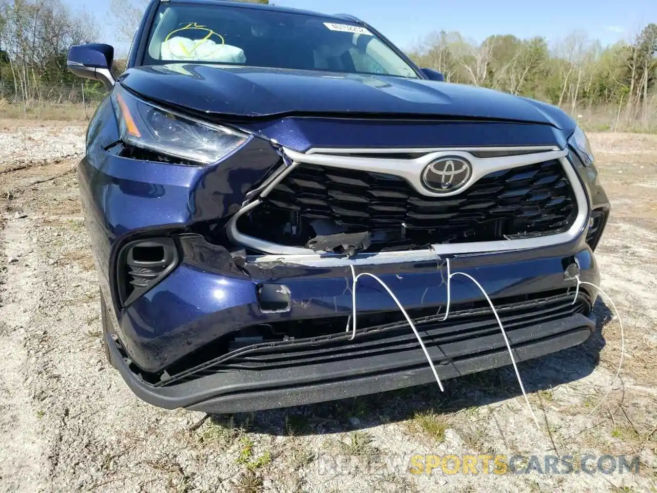 9 Photograph of a damaged car 5TDHZRAH2MS036244 TOYOTA HIGHLANDER 2021