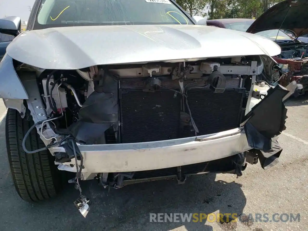 9 Photograph of a damaged car 5TDHZRAH2MS047535 TOYOTA HIGHLANDER 2021