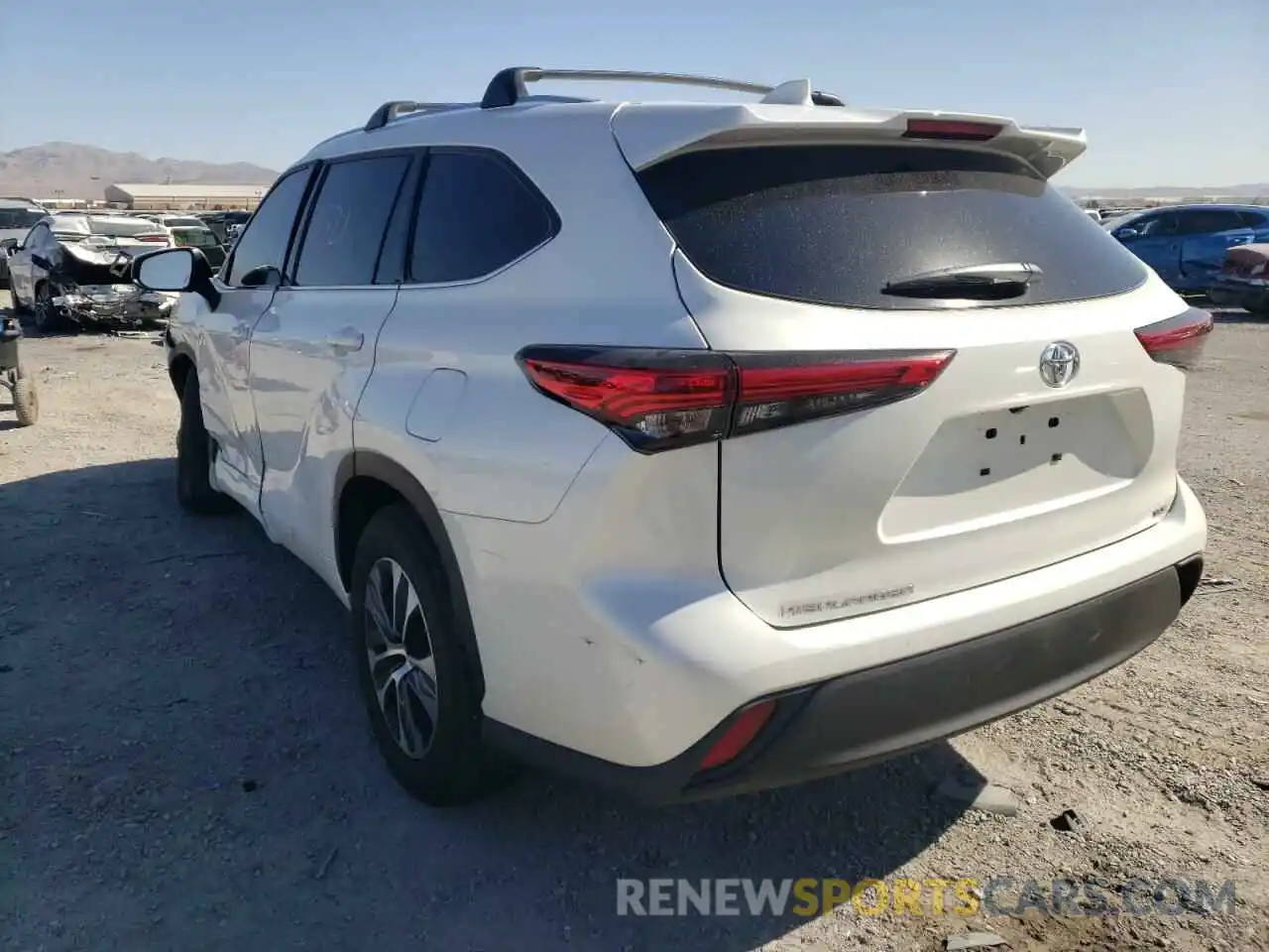 3 Photograph of a damaged car 5TDHZRAH2MS529941 TOYOTA HIGHLANDER 2021