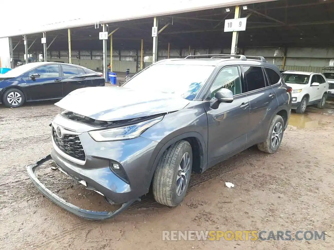 2 Photograph of a damaged car 5TDHZRAH4MS531397 TOYOTA HIGHLANDER 2021