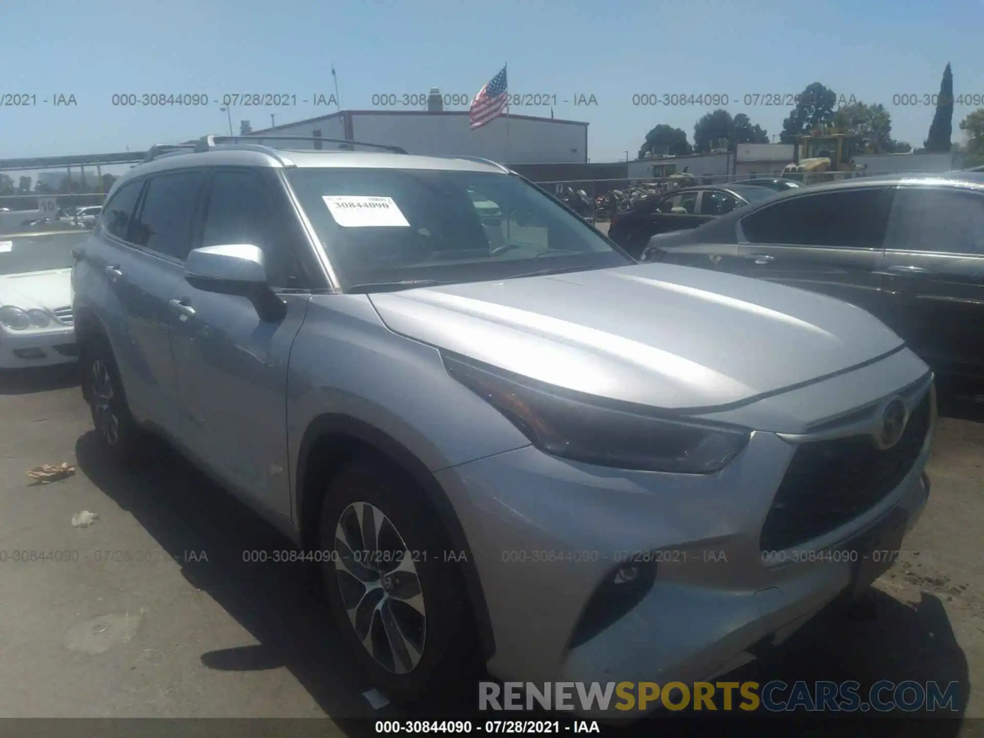 1 Photograph of a damaged car 5TDHZRAH5MS037310 TOYOTA HIGHLANDER 2021