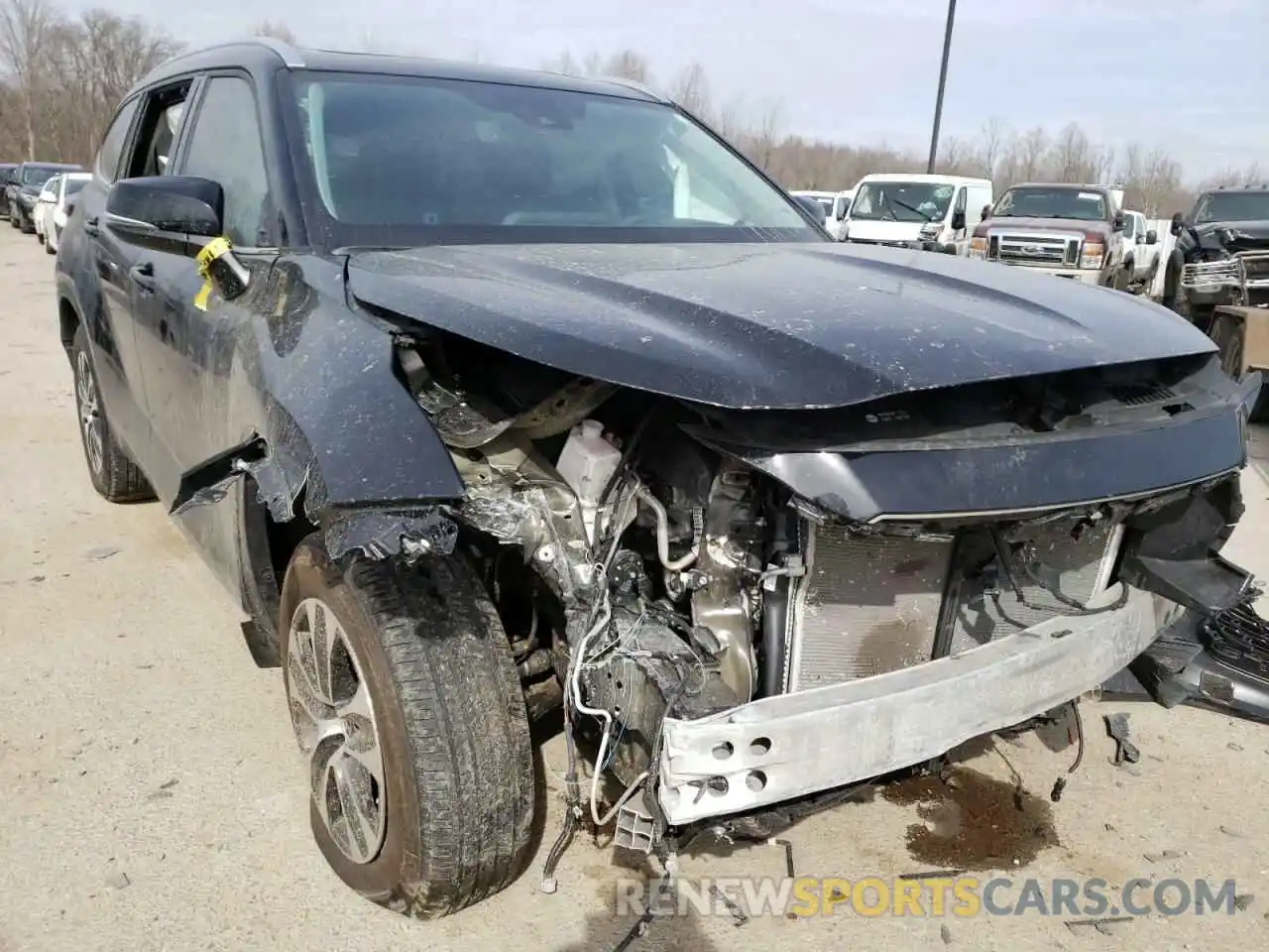 1 Photograph of a damaged car 5TDHZRAH7MS535329 TOYOTA HIGHLANDER 2021