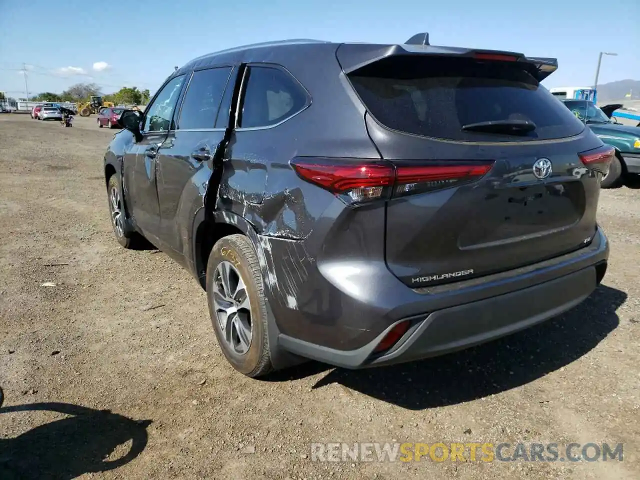 3 Photograph of a damaged car 5TDHZRAH8MS033509 TOYOTA HIGHLANDER 2021