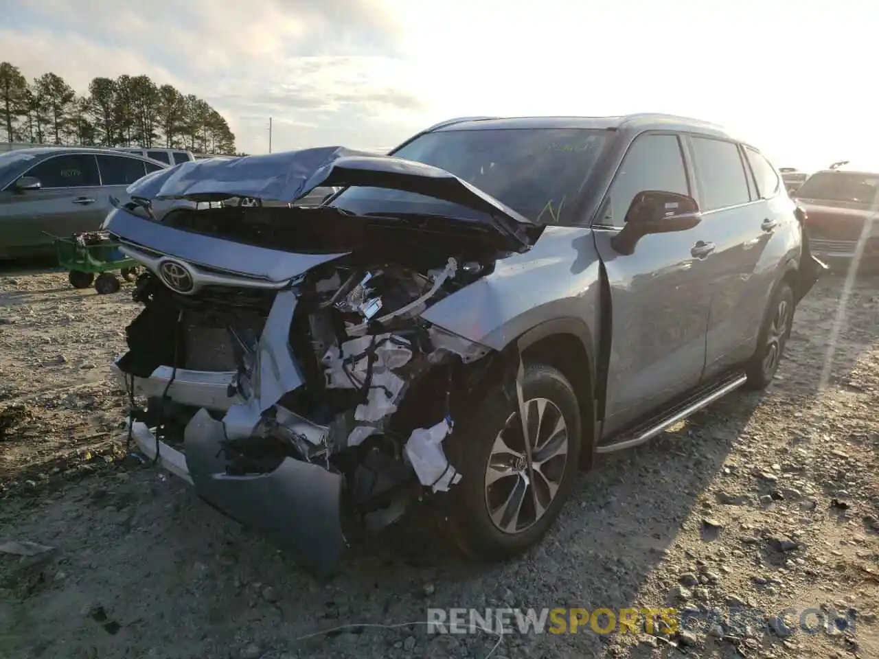 2 Photograph of a damaged car 5TDHZRAH8MS080149 TOYOTA HIGHLANDER 2021