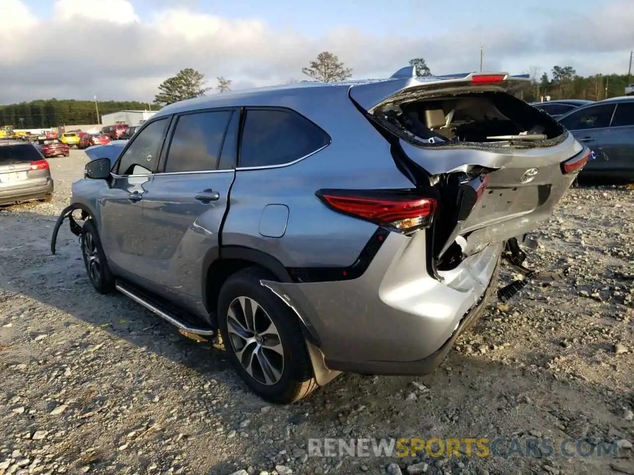 3 Photograph of a damaged car 5TDHZRAH8MS080149 TOYOTA HIGHLANDER 2021