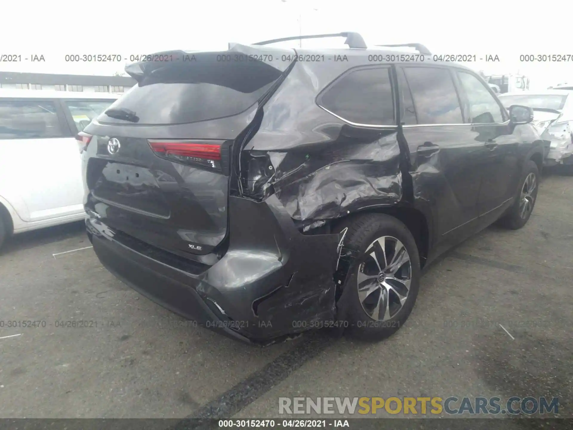 4 Photograph of a damaged car 5TDHZRAH9MS053381 TOYOTA HIGHLANDER 2021