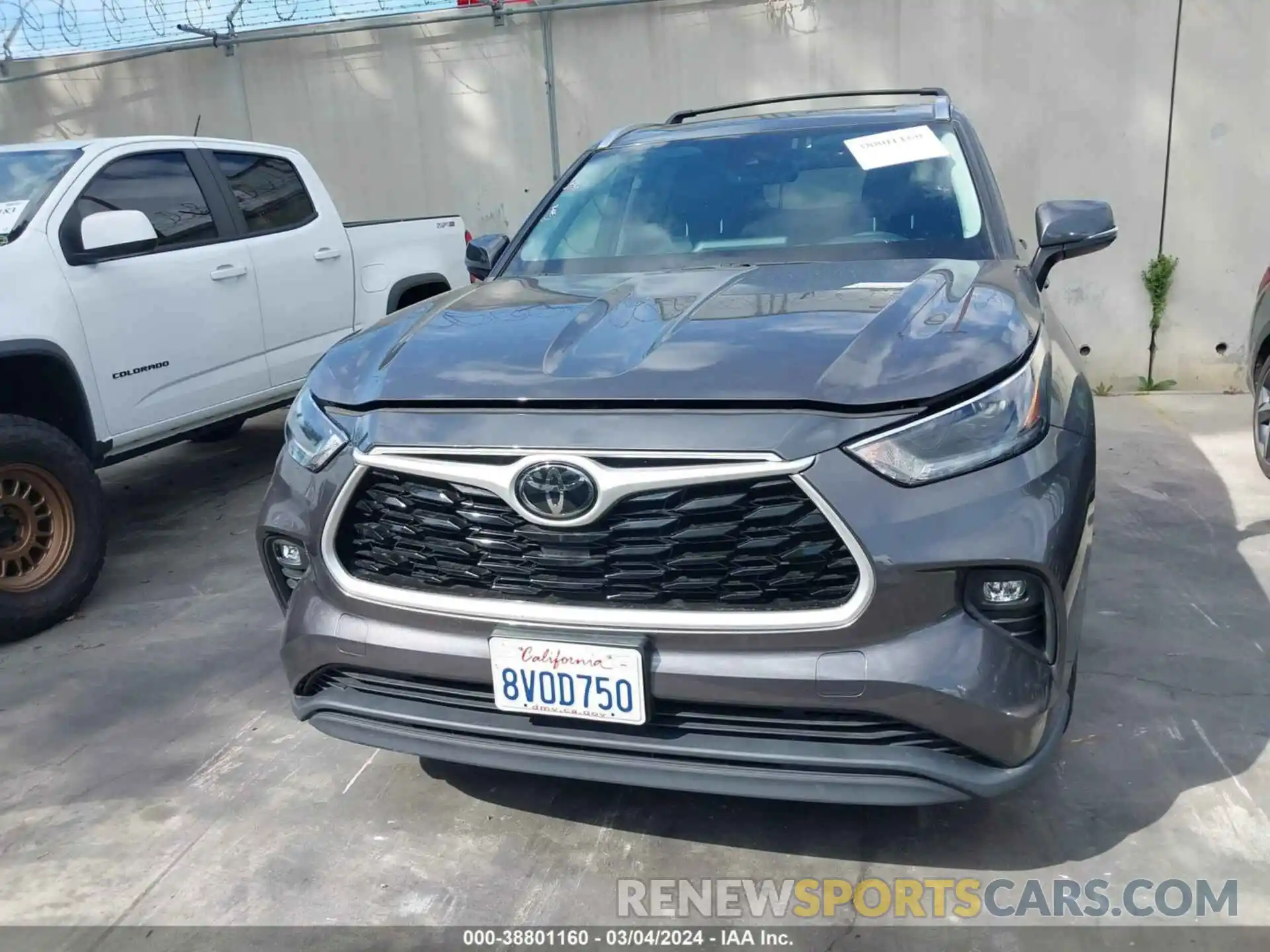 13 Photograph of a damaged car 5TDHZRAH9MS057382 TOYOTA HIGHLANDER 2021